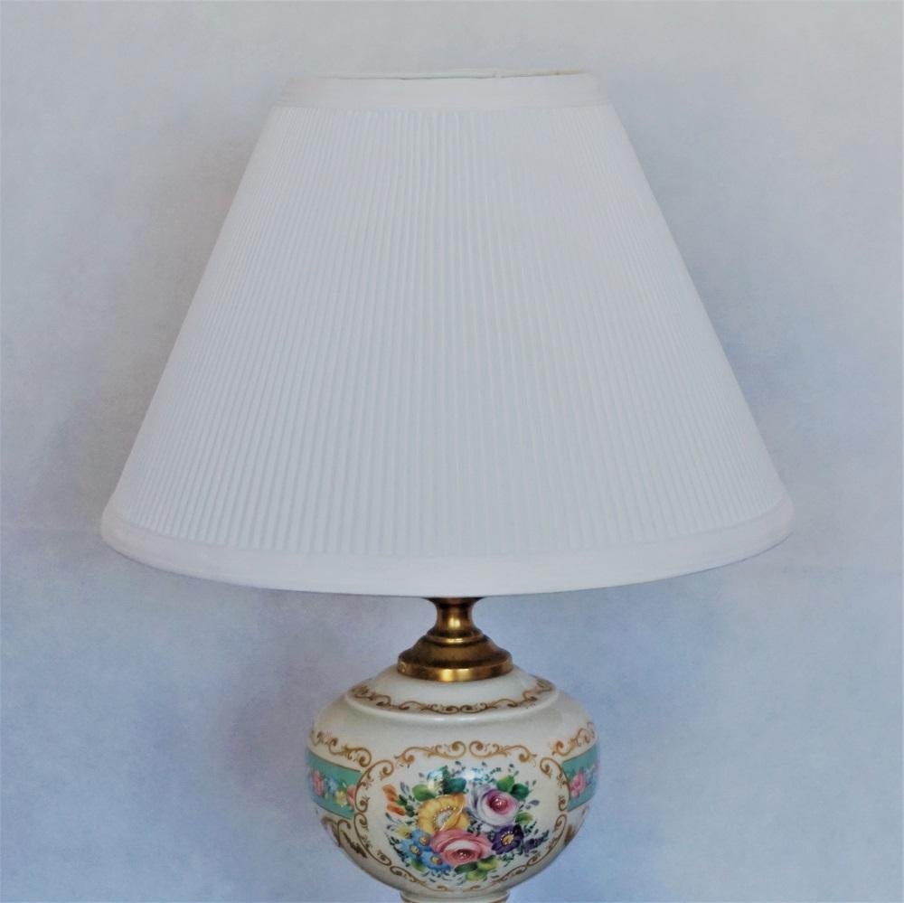 Laiton Lampe de table Art Déco peinte �à la main par Ace Decor De Paris