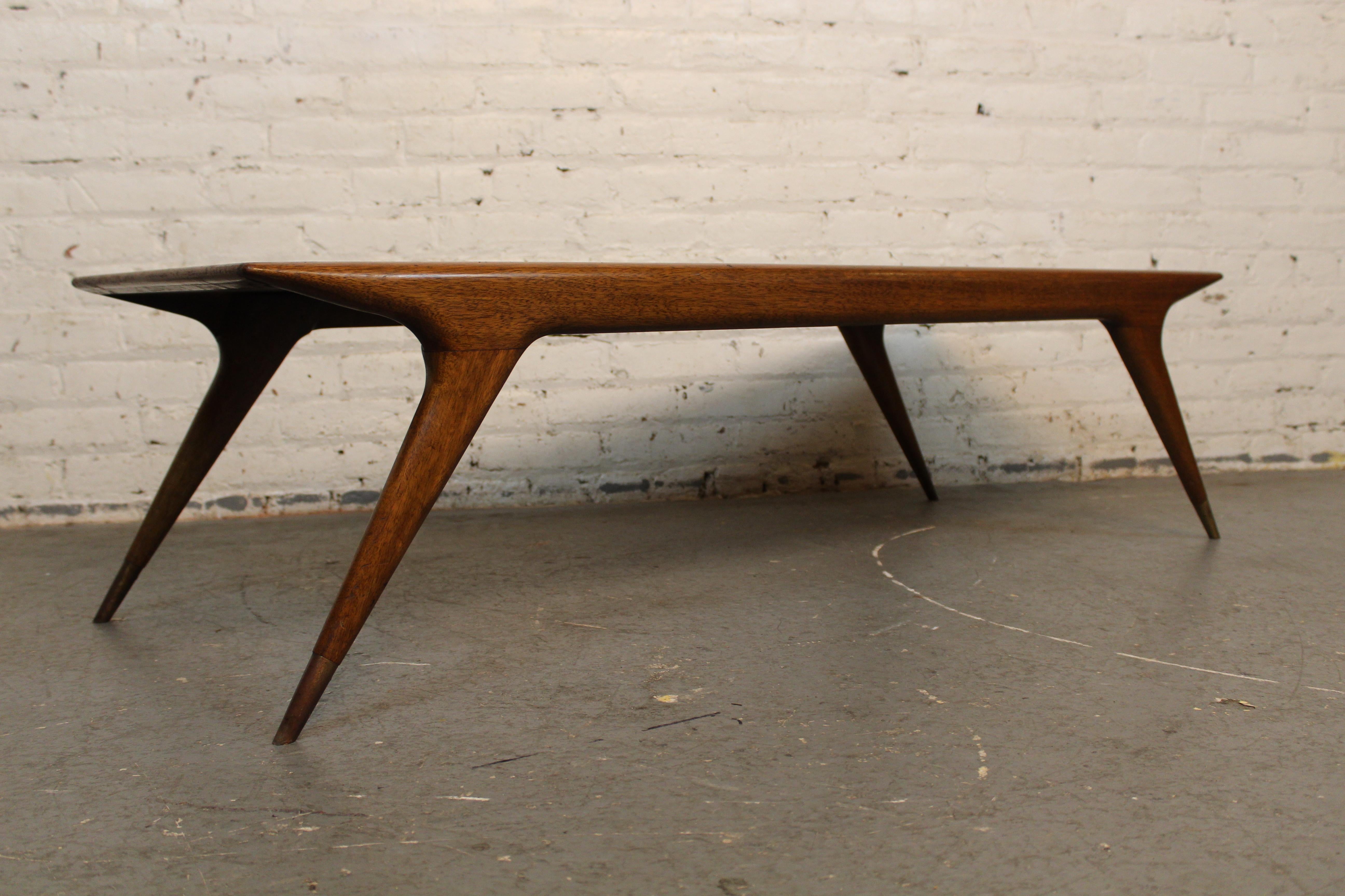 Mid-Century Vintage Italienisch Buche & Messing Couchtisch im Angebot 3