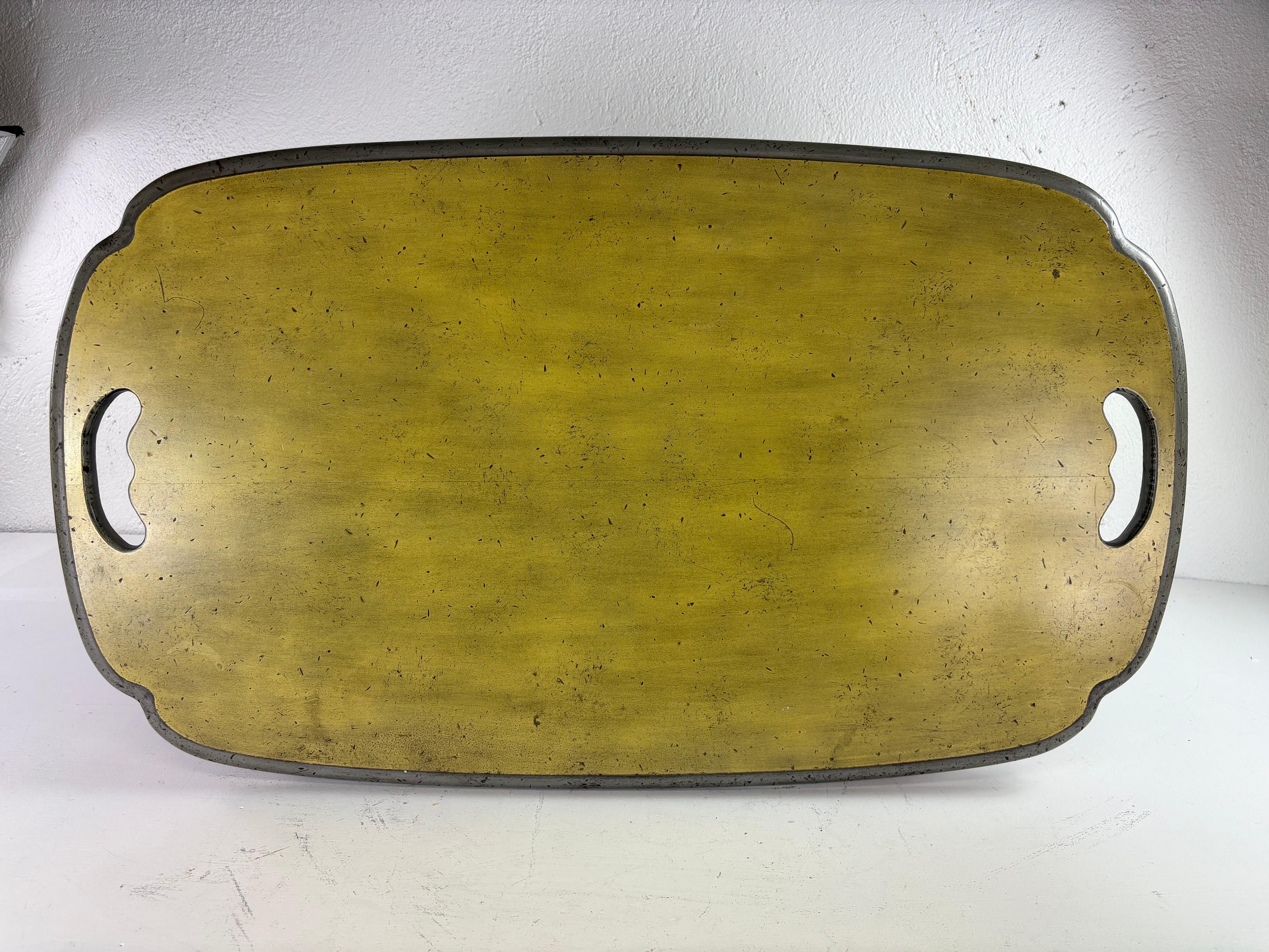 Bois Table d'appoint d'inspiration Empire italien du milieu du siècle dernier en vente