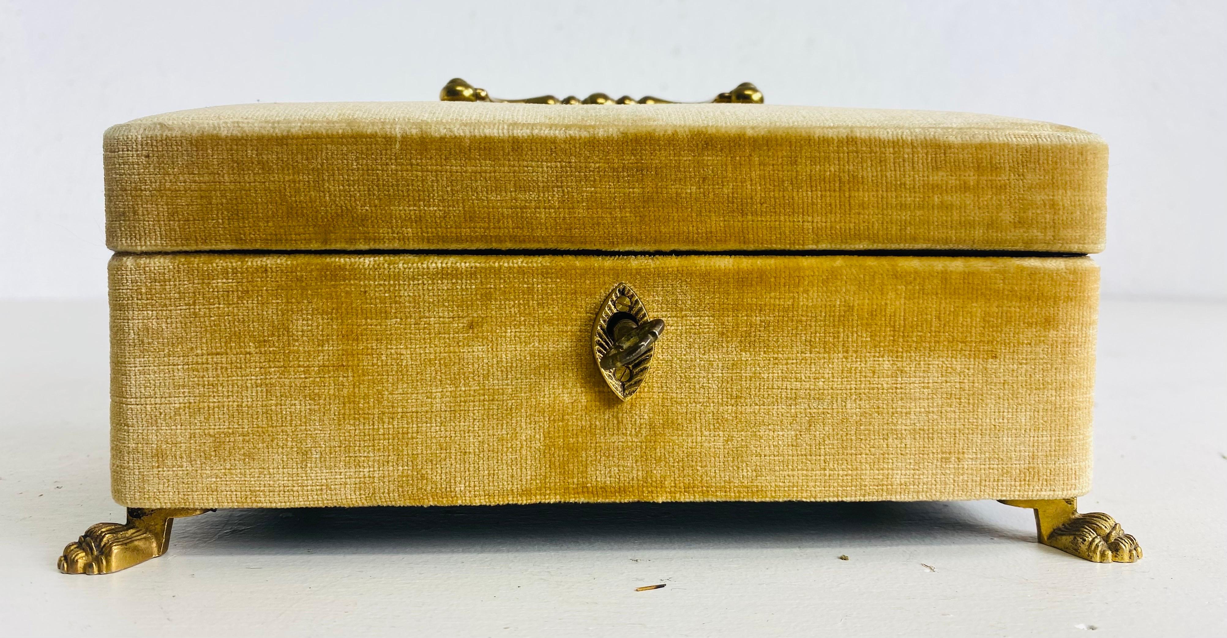 Late 20th Century Mid-century vintage Italian velvet covered jewelry box For Sale