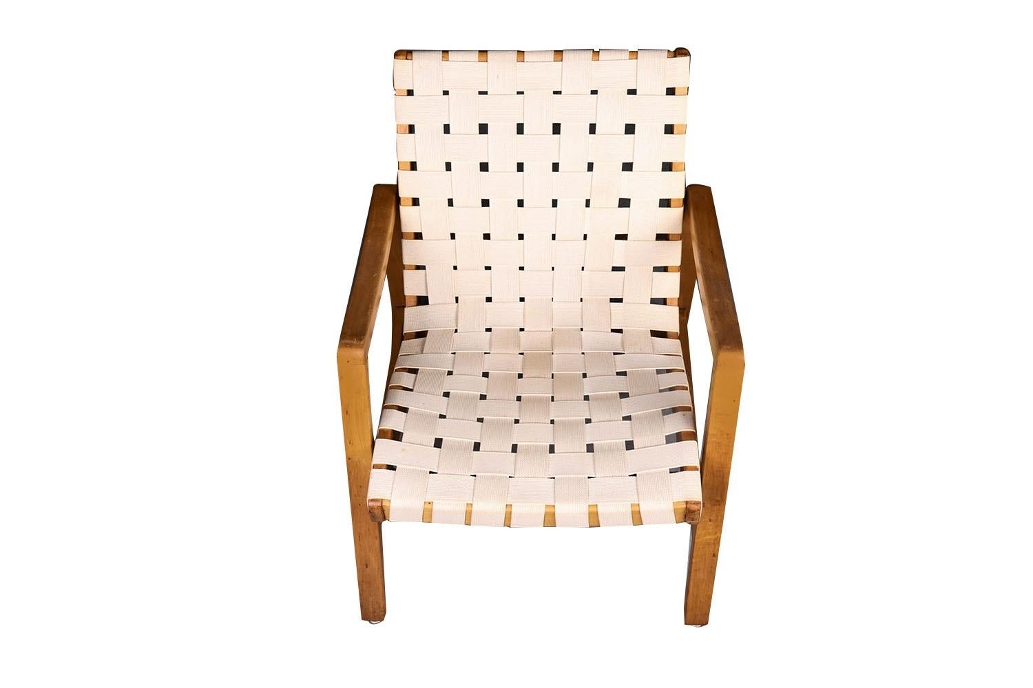 Mid-Century Modern Mid-Century Vintage Jens Risom Knoll Webbed Armchair For Sale