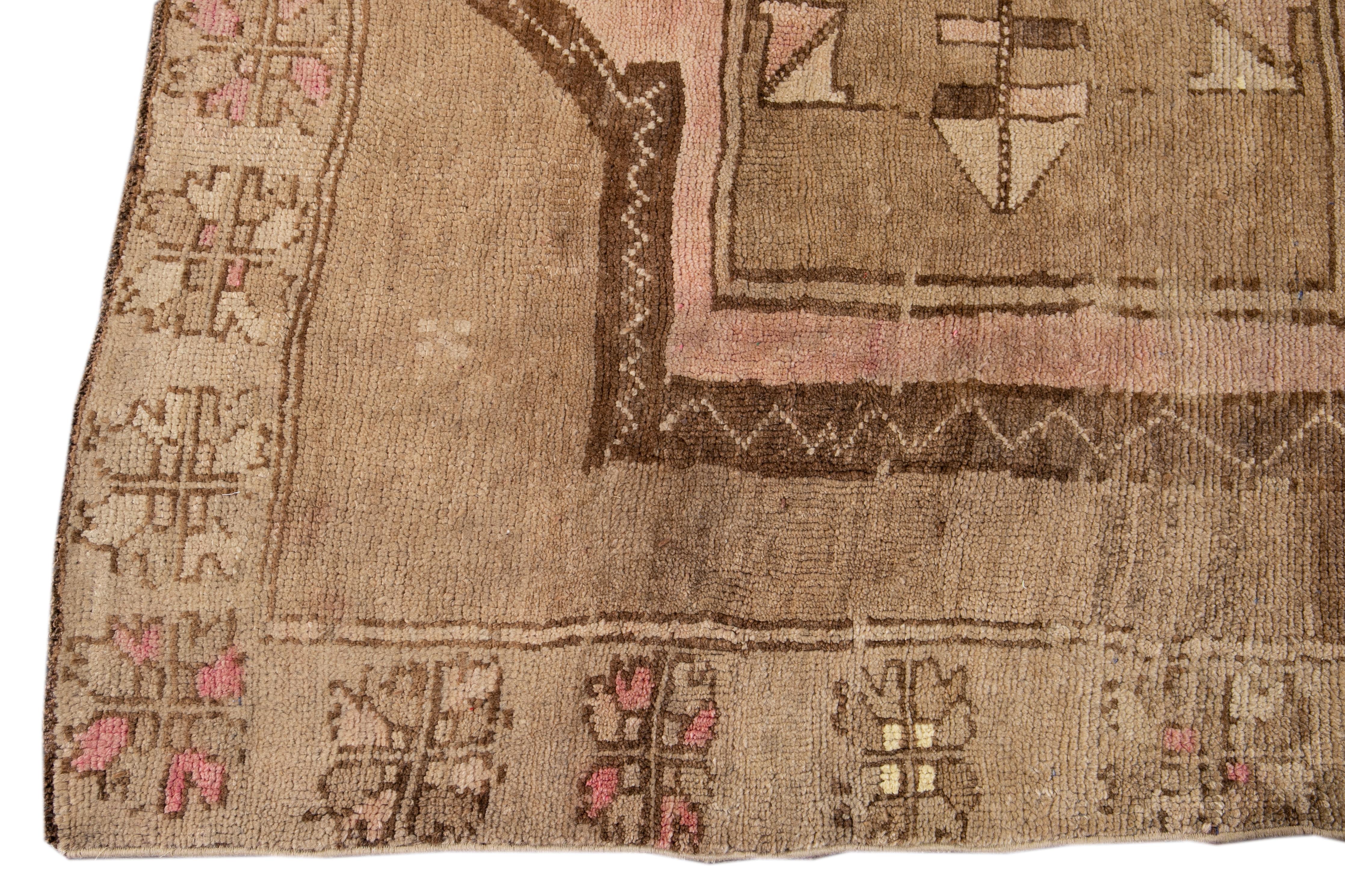 Midcentury Vintage Kars Läufer Wollteppich (Handgewebt) im Angebot