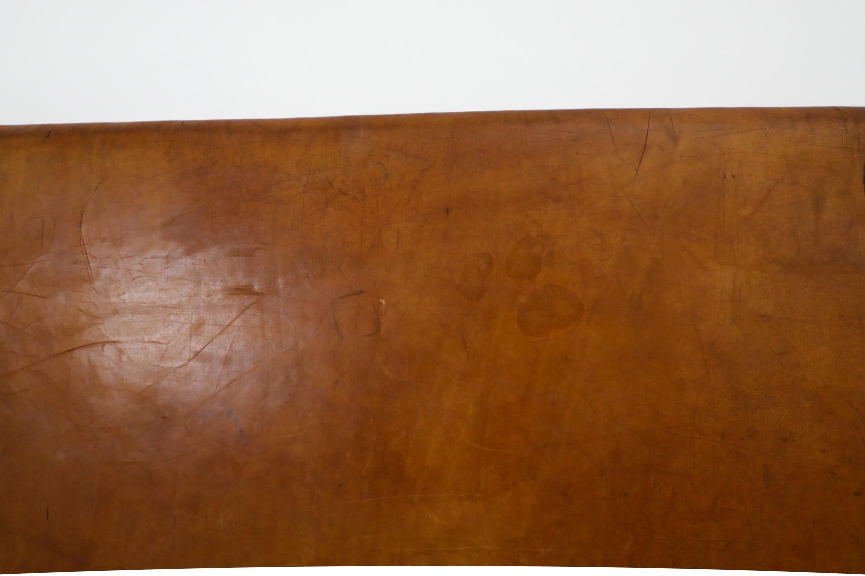 Mid-Century Vintage Gymnastik-Teppich oder Kopfteil aus Leder im Angebot 5