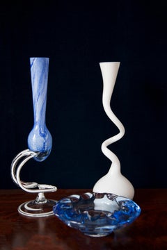 Vaso di vetro artistico blu chiaro vintage di metà secolo, portacandele, Europa, anni '70
