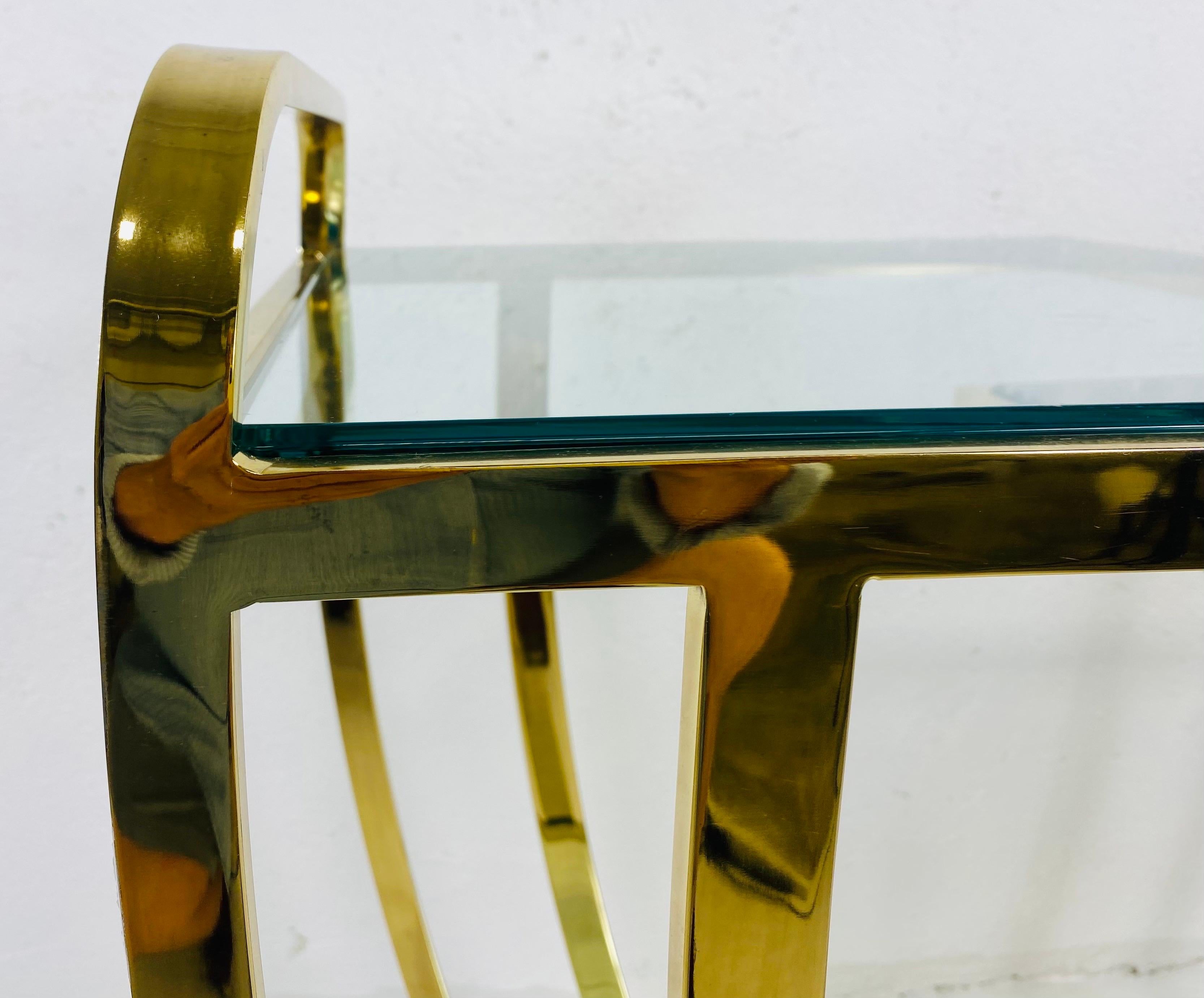 Carrito de bebidas de latón y cristal Milo Baughman vintage de mediados de siglo en Bueno estado para la venta en Allentown, PA