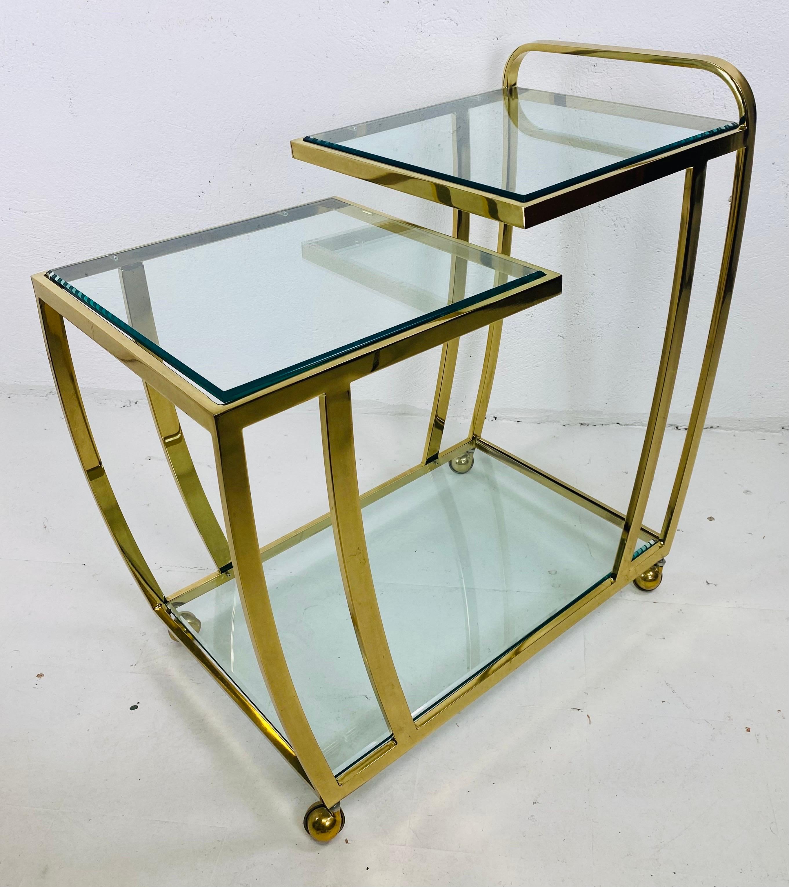 Carrito de bebidas de latón y cristal Milo Baughman vintage de mediados de siglo en venta 1