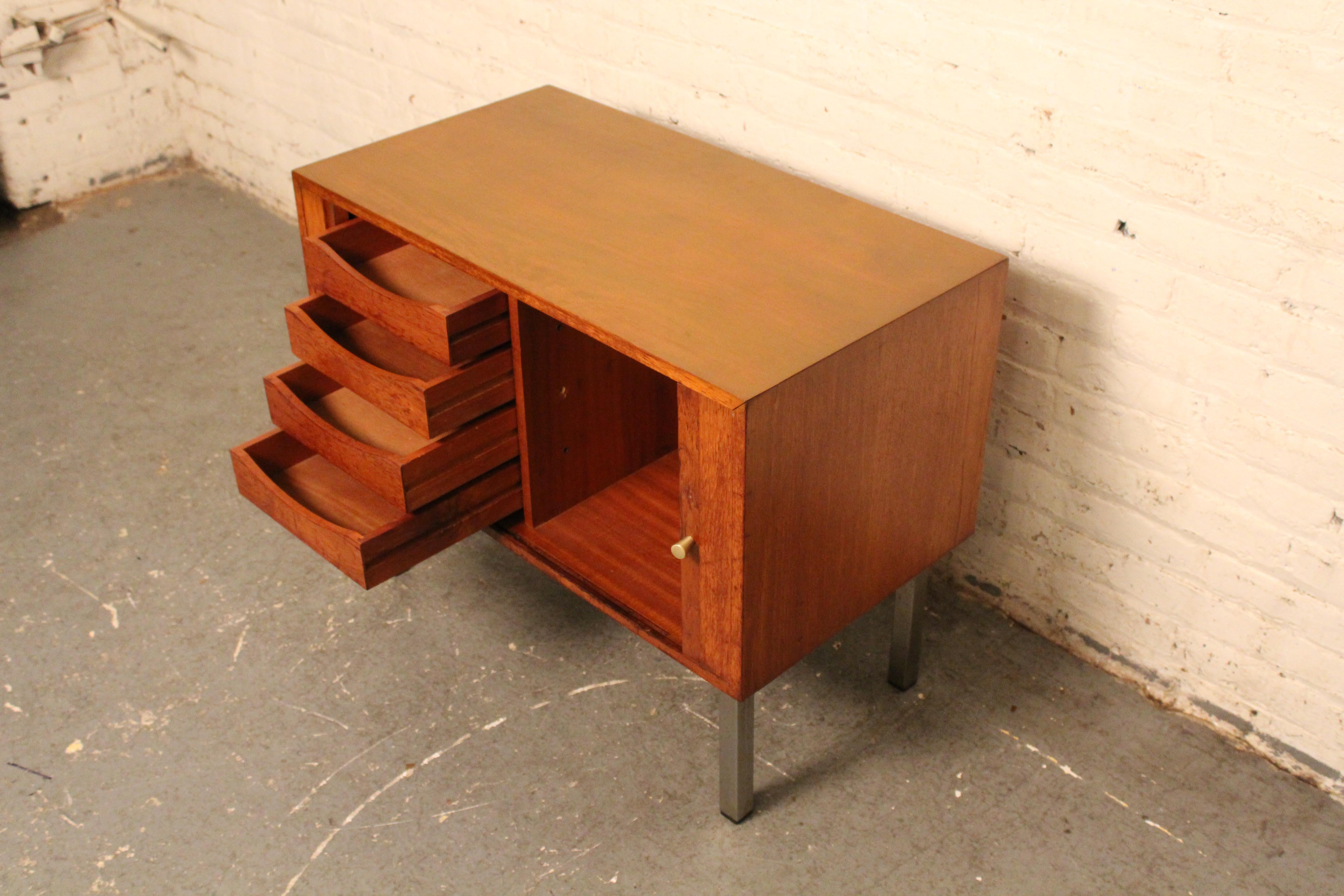 Americano Mini credenza da ufficio vintage di metà secolo in vendita