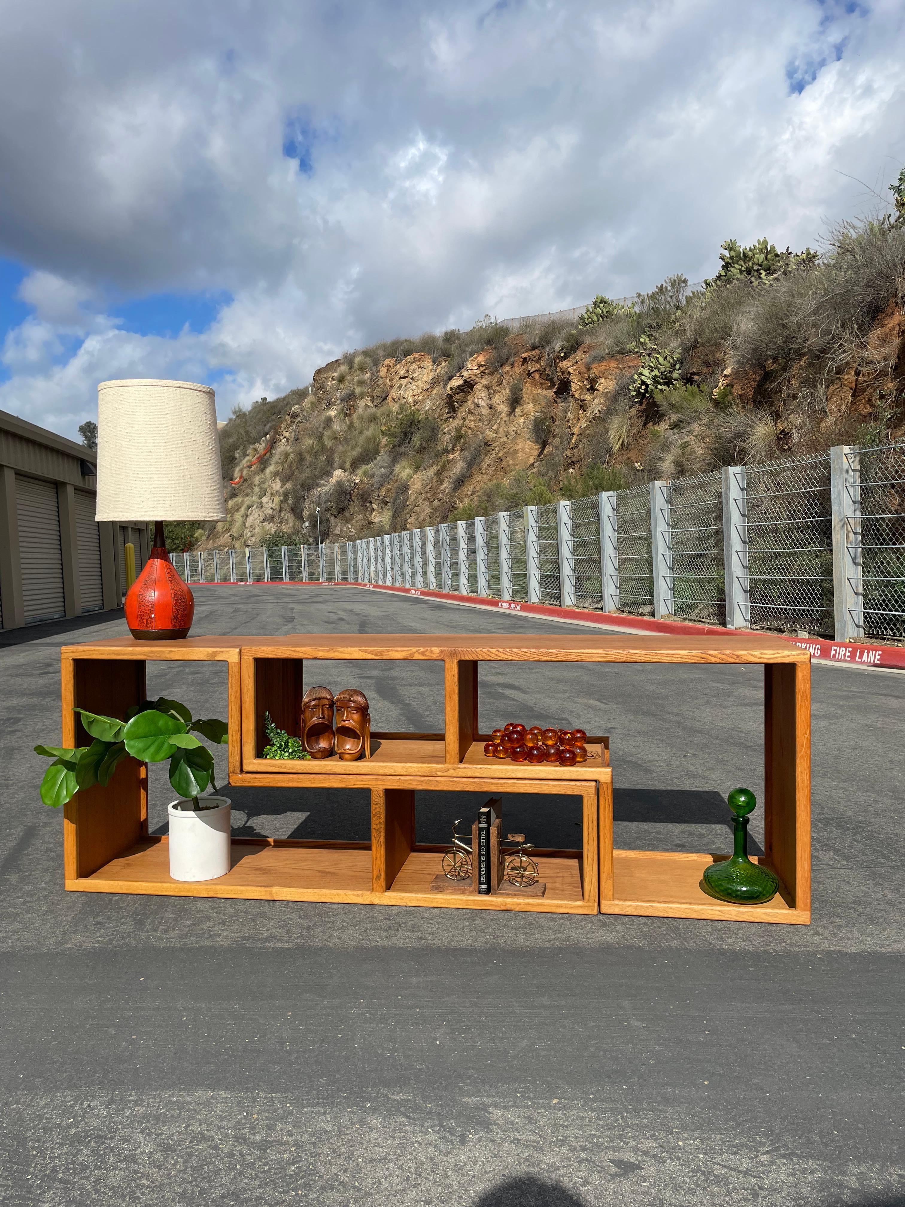 Mid Century Vintage Modular Shelves In Good Condition In Spring Valley, CA