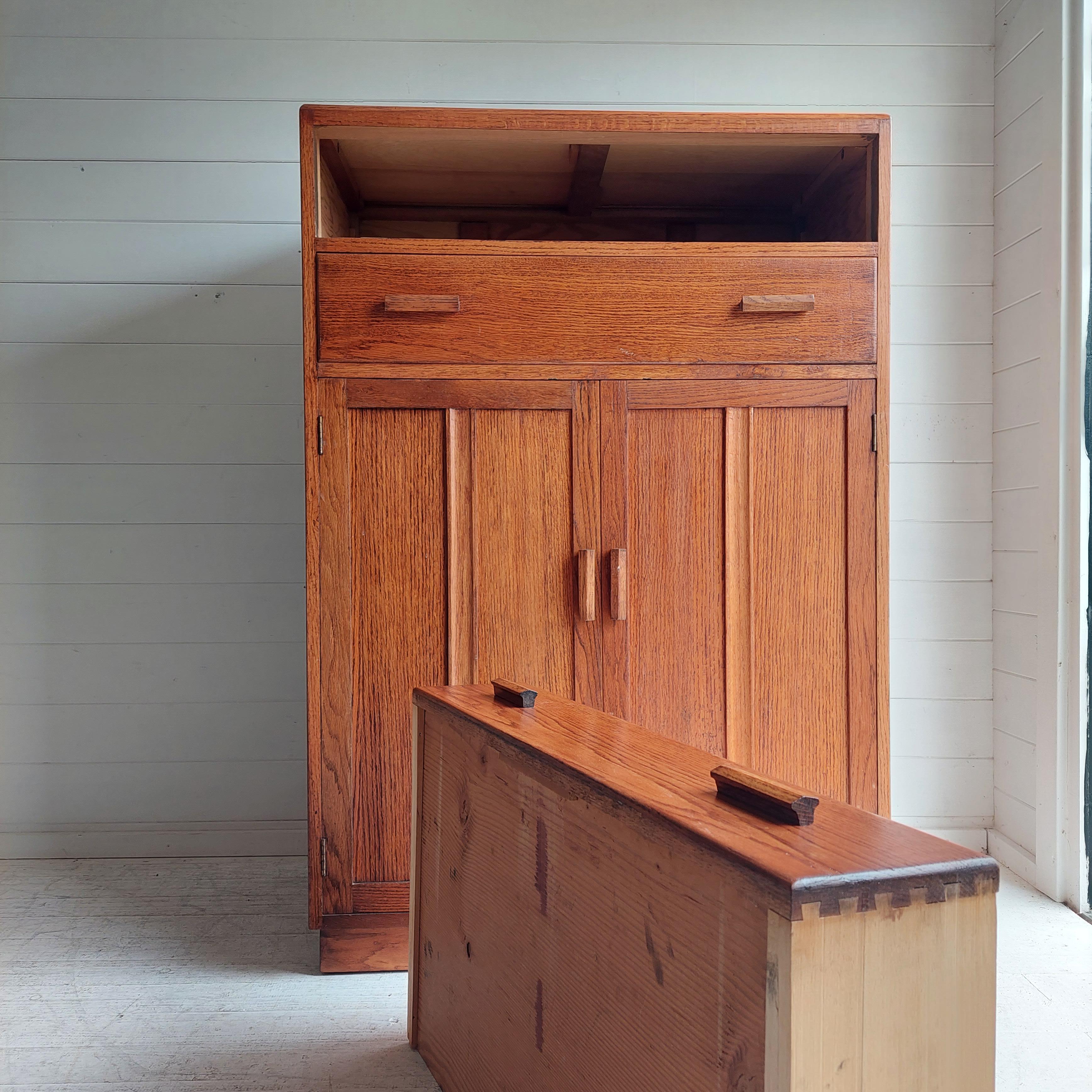 Mid Century Vintage Oak Tallboy Storage Cupboard drawers Utility, 1940s 11