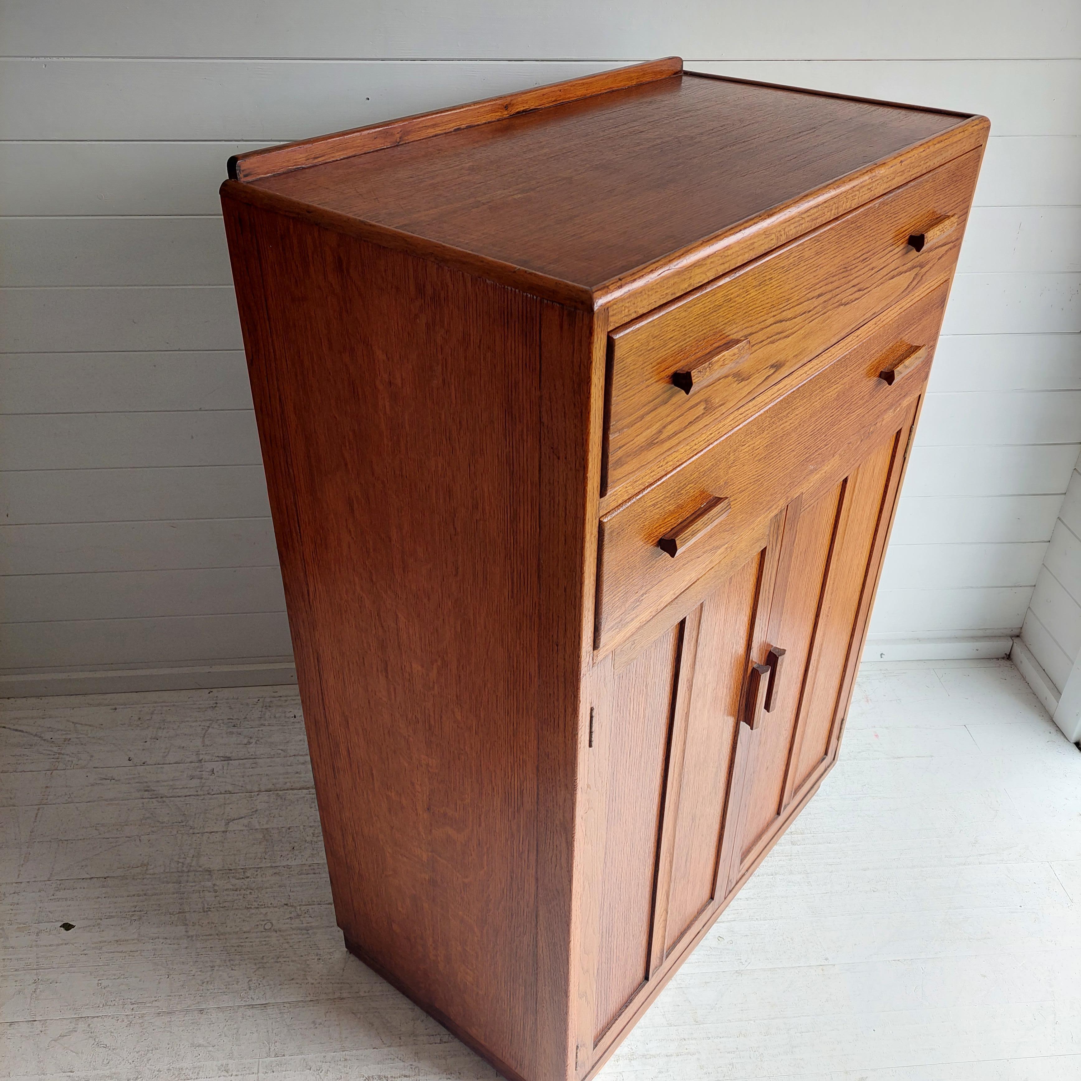 Mid Century Vintage Oak Tallboy Storage Cupboard drawers Utility, 1940s In Good Condition In Leamington Spa, GB