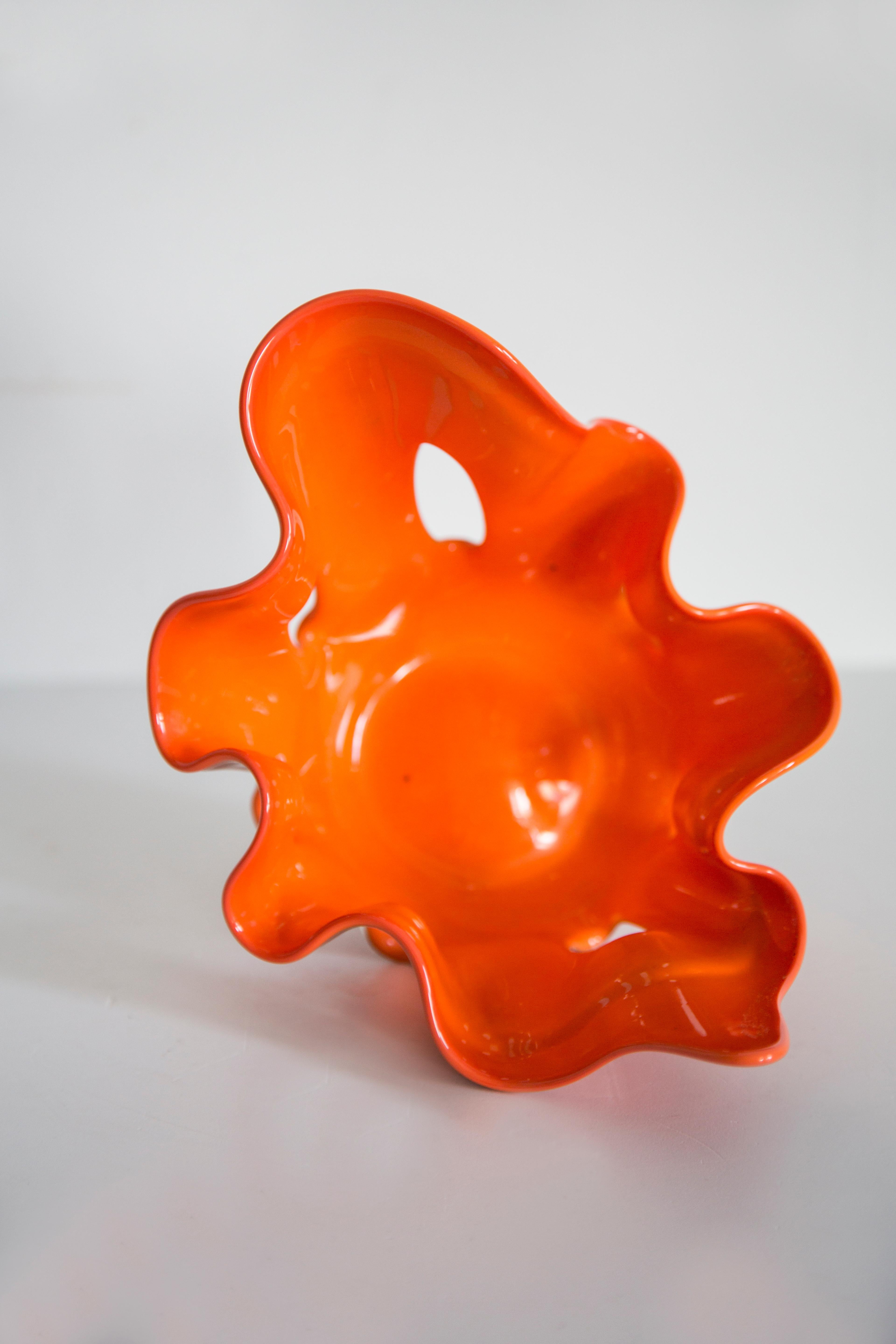 Vaso di vetro artistico arancione vintage di metà secolo, Europa, anni '70 in vendita 1