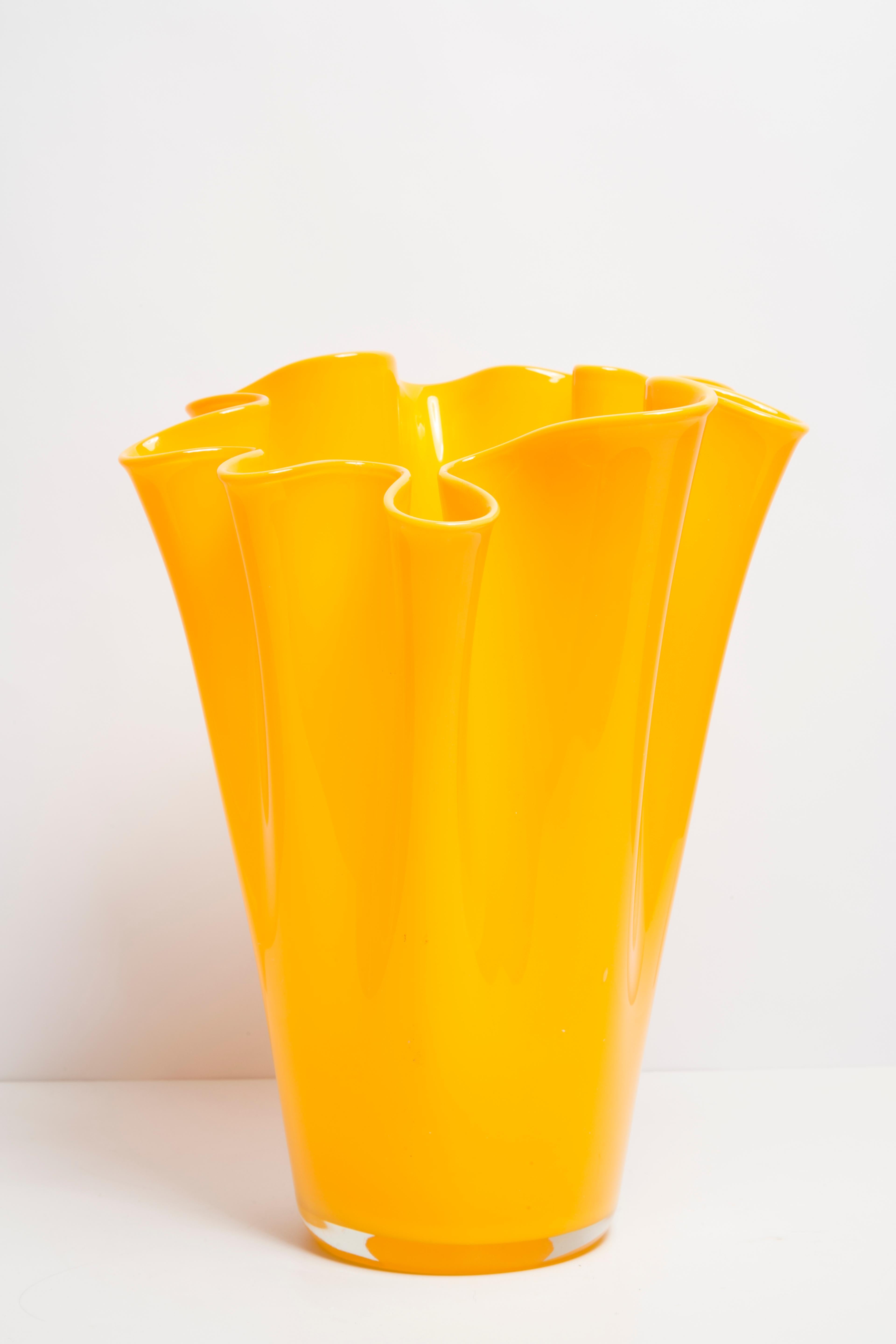 Mid-Century Modern Mid Century Vintage Orange Frill Vase, Italy, 1960s