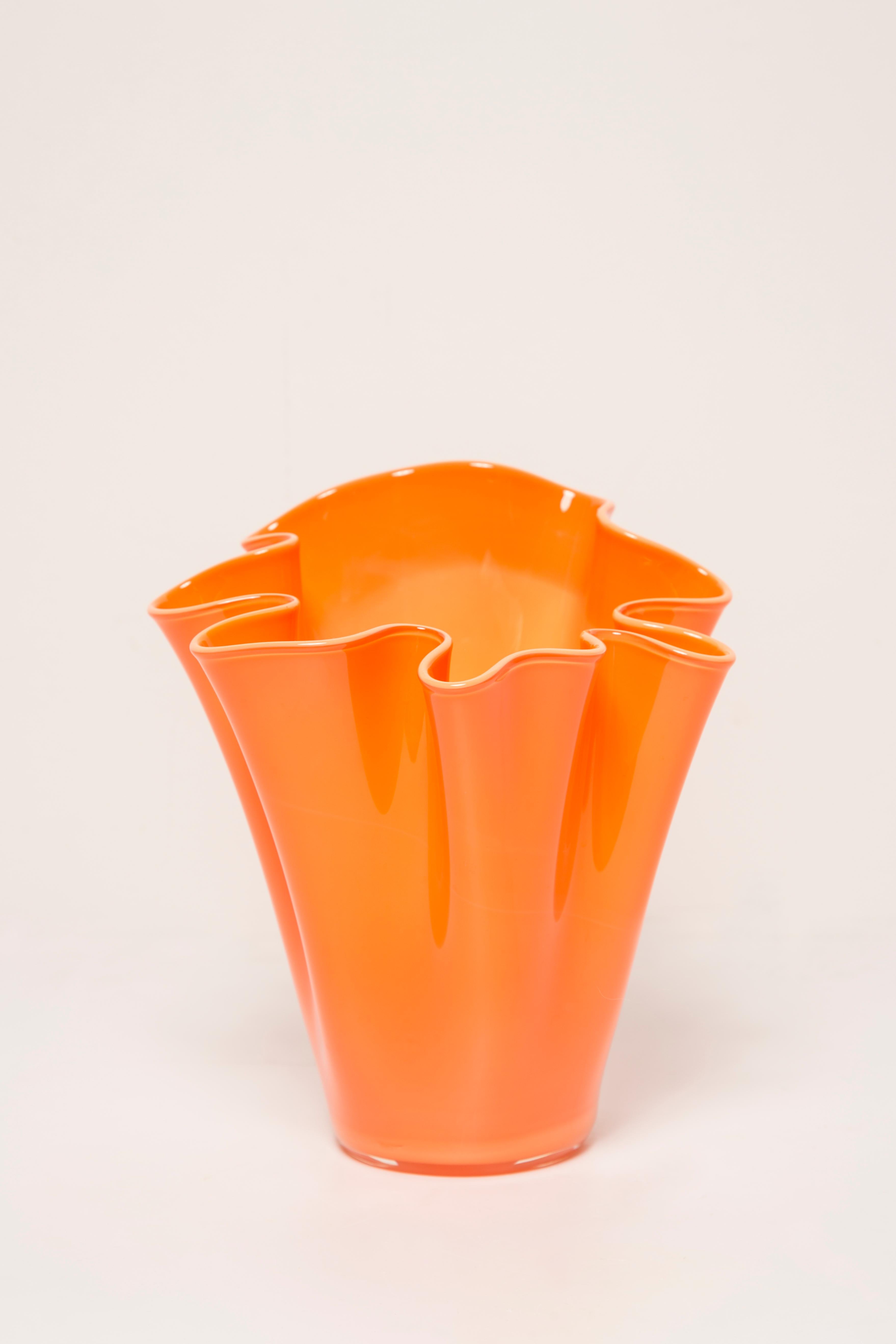 Italian Midcentury Vintage Orange Frill Vase, Italy, 1960s For Sale