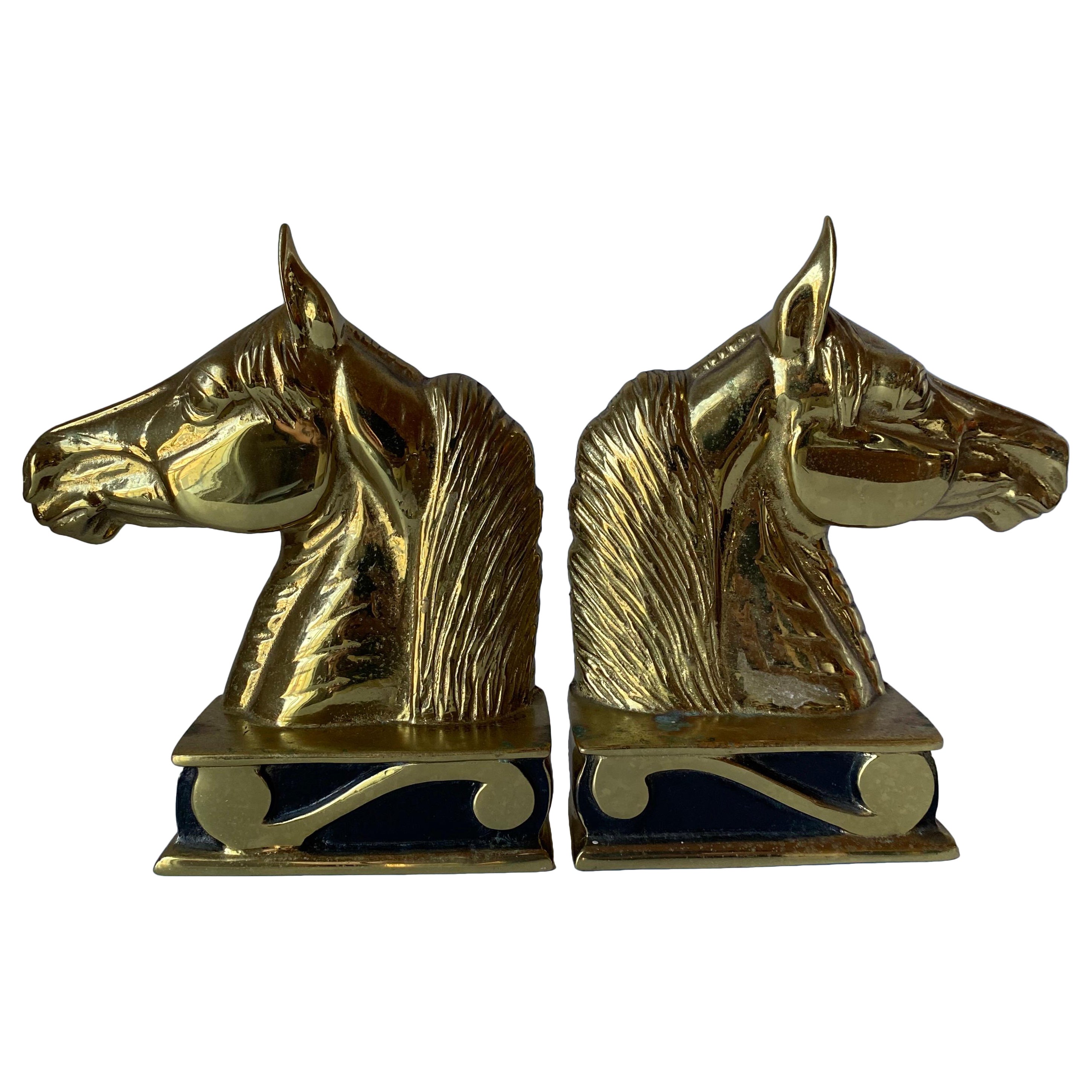 Par de sujetalibros de mediados de siglo con cabeza de caballo de Virginia Metalcrafters