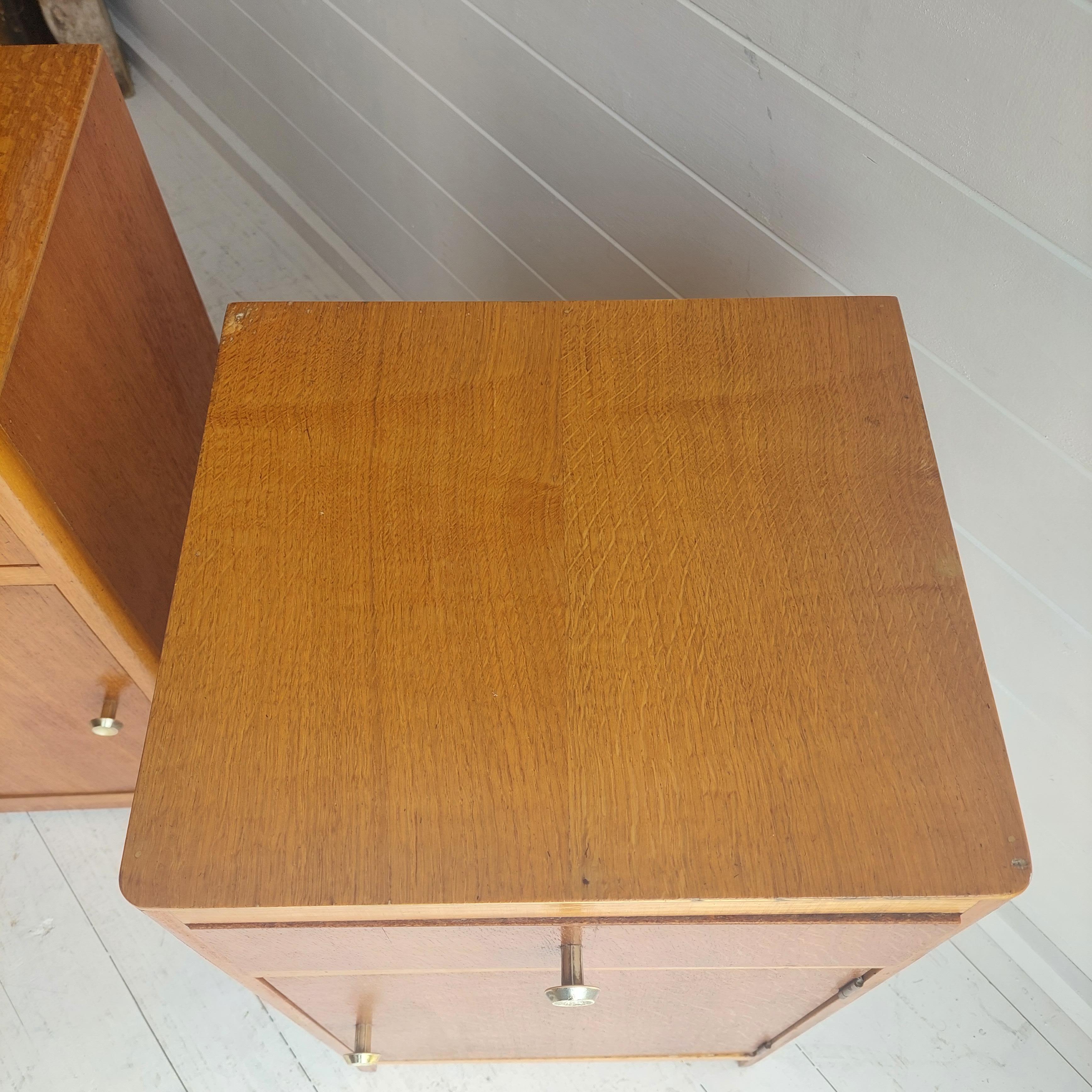 Mid Century Vintage Pair of oak Bedside Cabinets 50s 7
