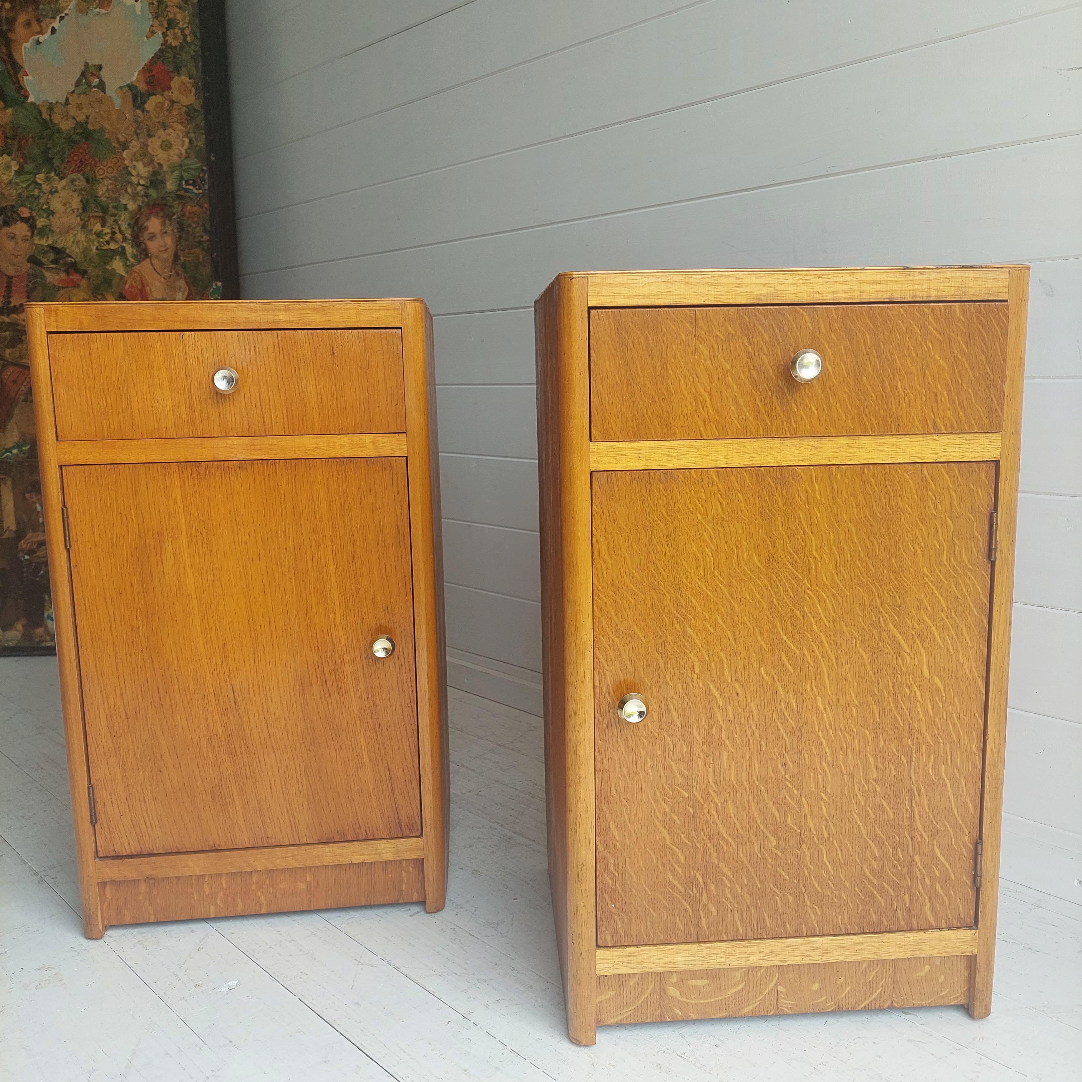 Mid Century Vintage Pair of oak Bedside Cabinets 50s 9
