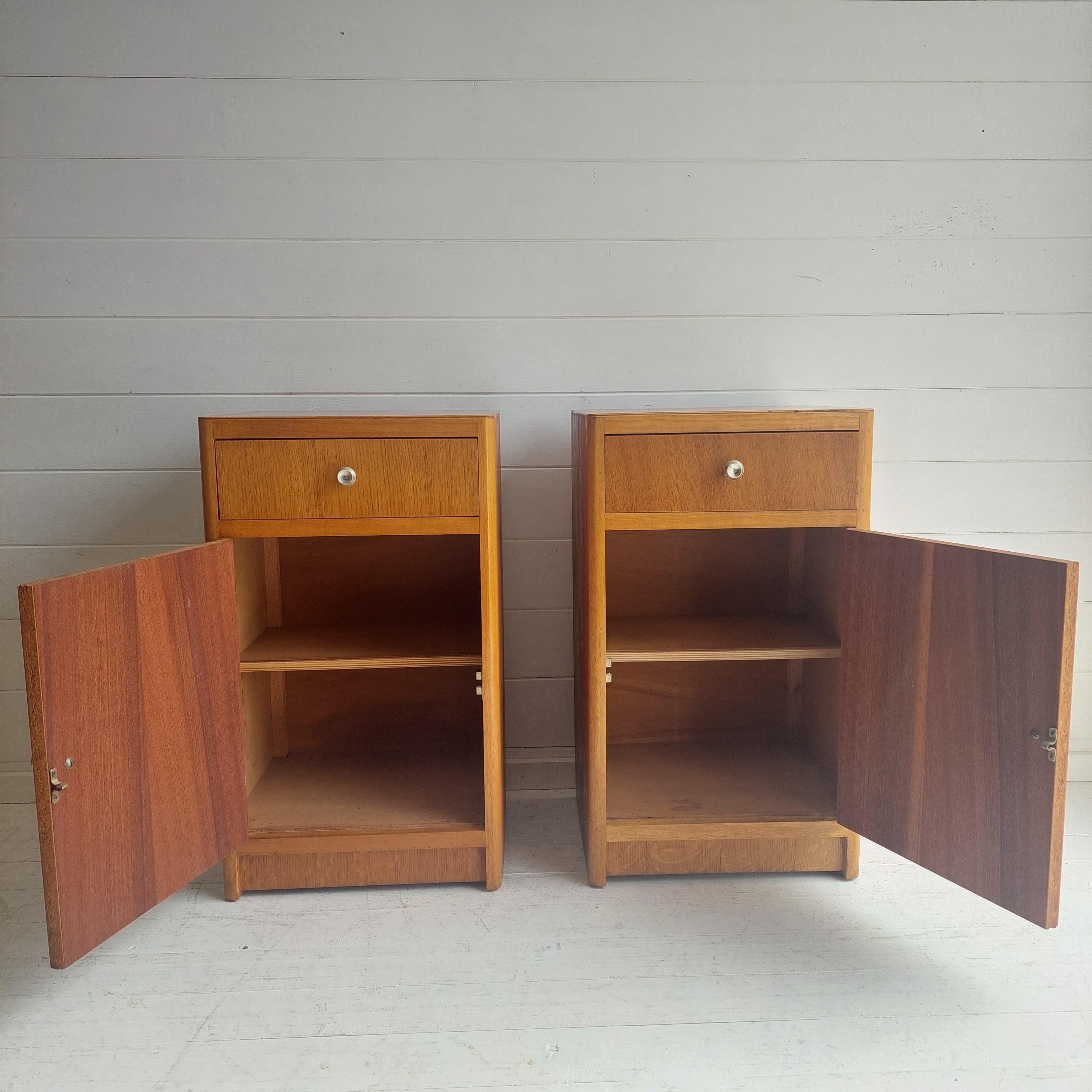 Oak Mid Century Vintage Pair of oak Bedside Cabinets 50s