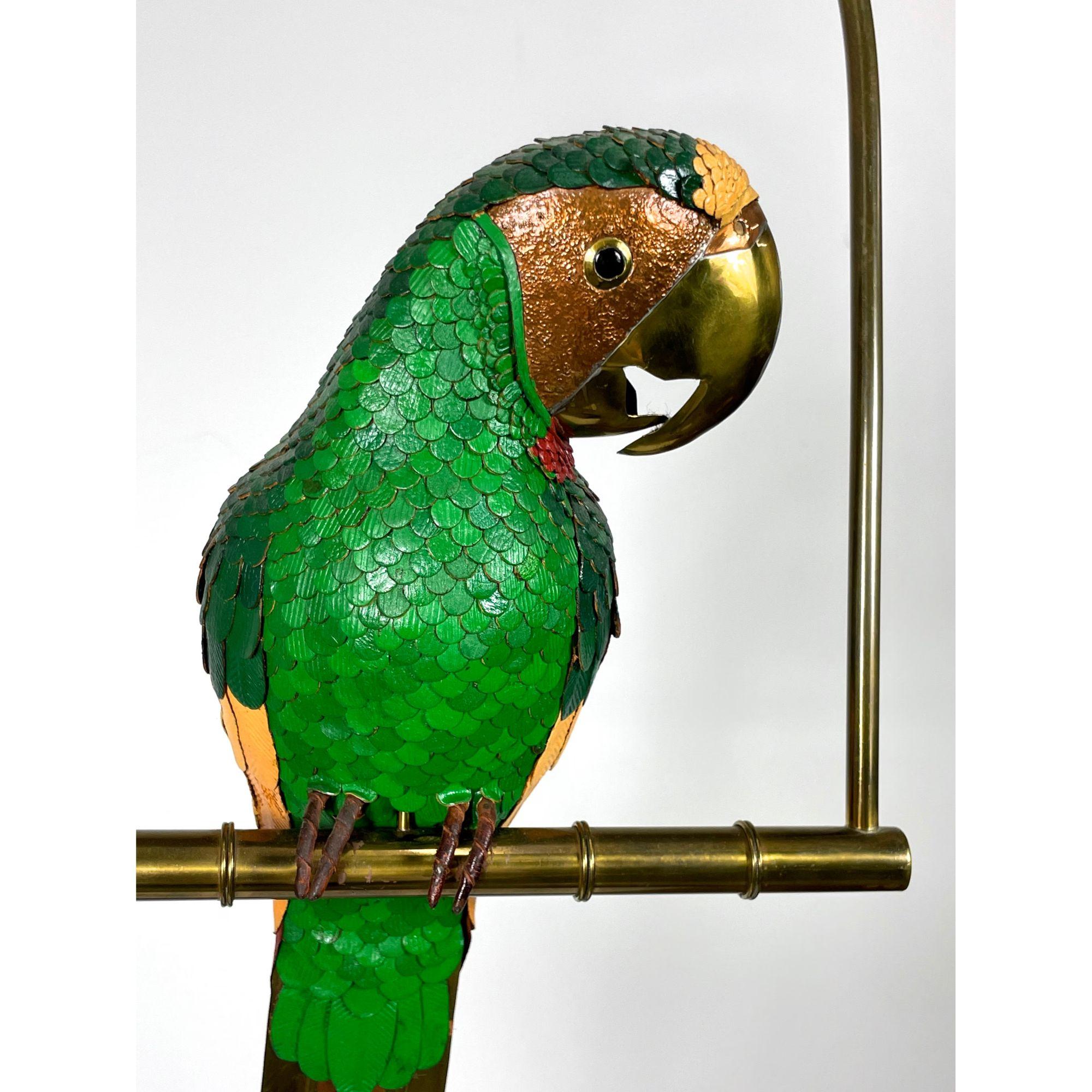Escultura de loro vintage de mediados de siglo en cuero y latón de estilo busto Moderno de mediados de siglo