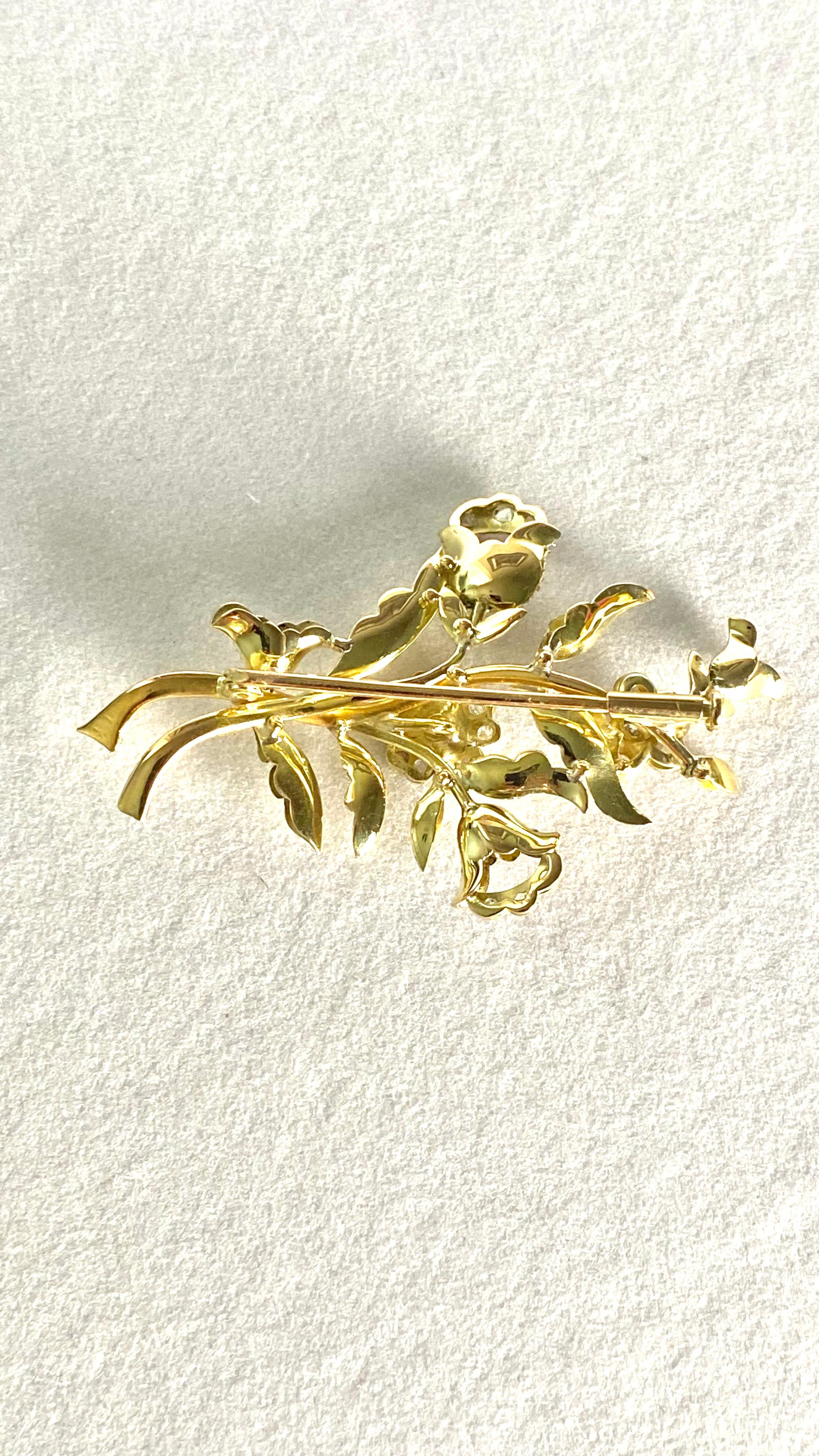 Mid-Century Vintage Platinum and 18k Yellow Gold Diamond Brooch 2.25 Inch Long For Sale 5