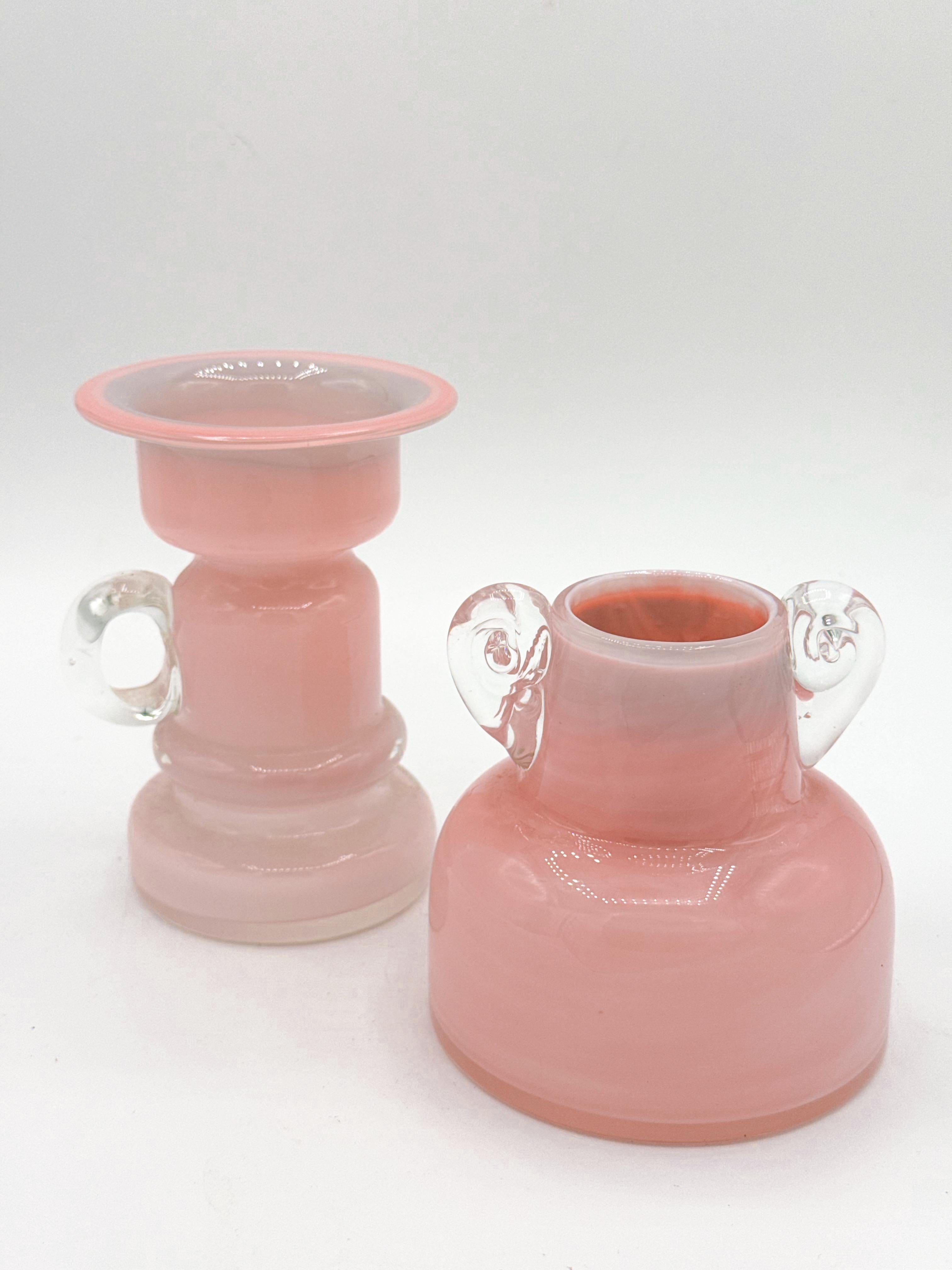 Fatto a mano Vaso di vetro rosa polacco d'epoca, Hand Made, anni '70 in vendita