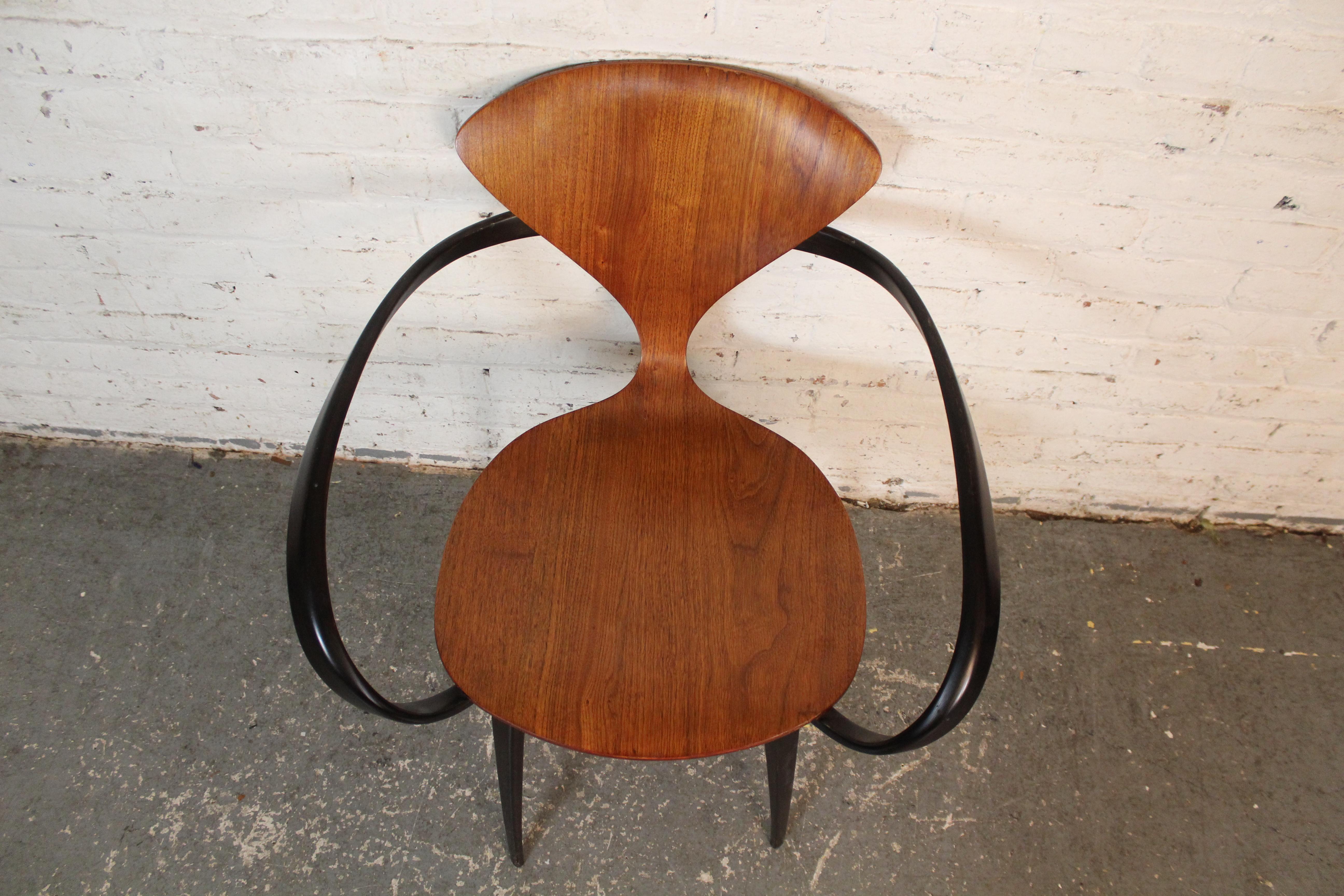 Laccato Sedia Pretzel vintage di metà secolo di Norman Cherner in vendita