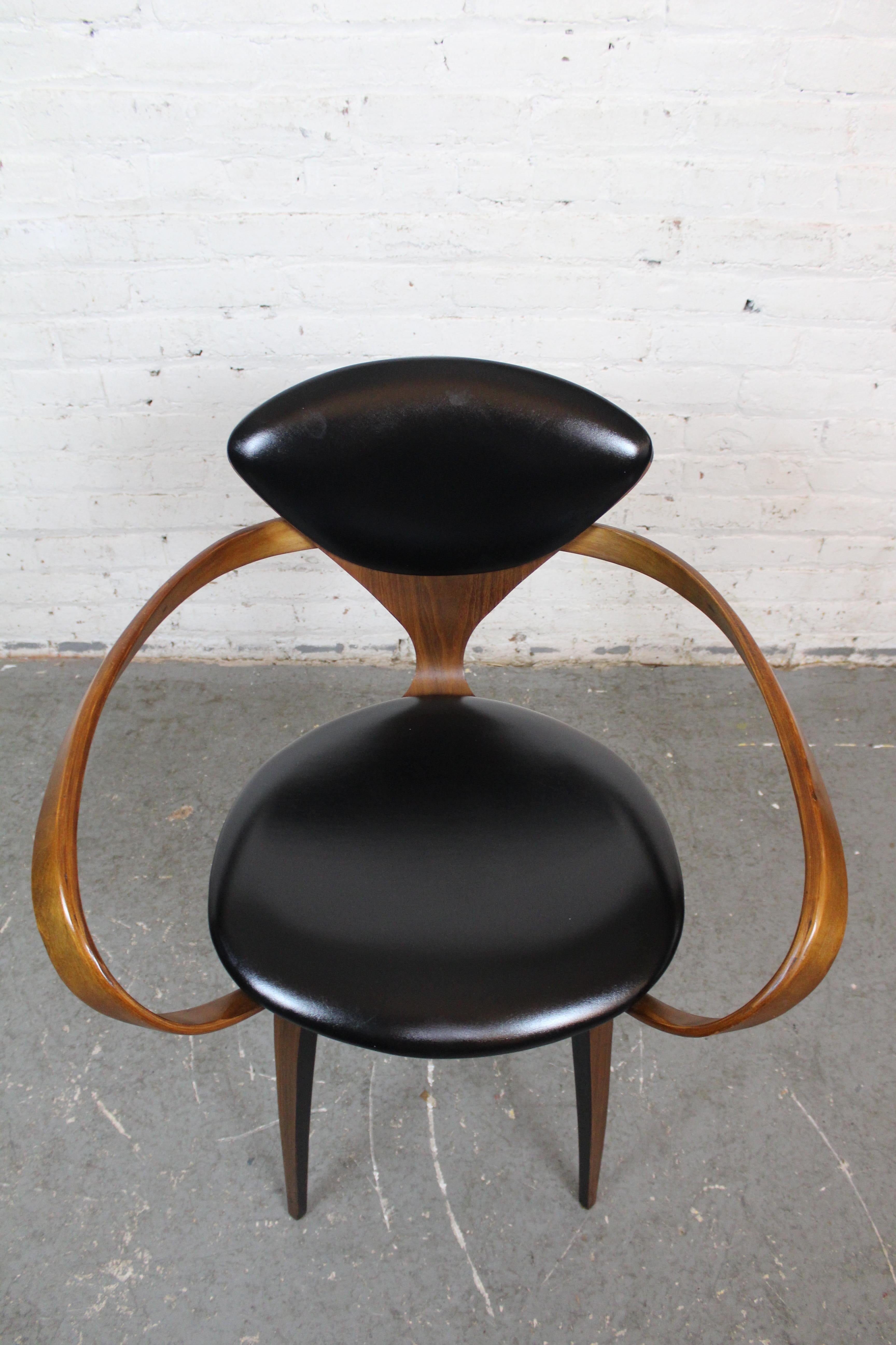 Mid-Century Vintage Pretzel Chairs by Norman Cherner for Plycraft 6