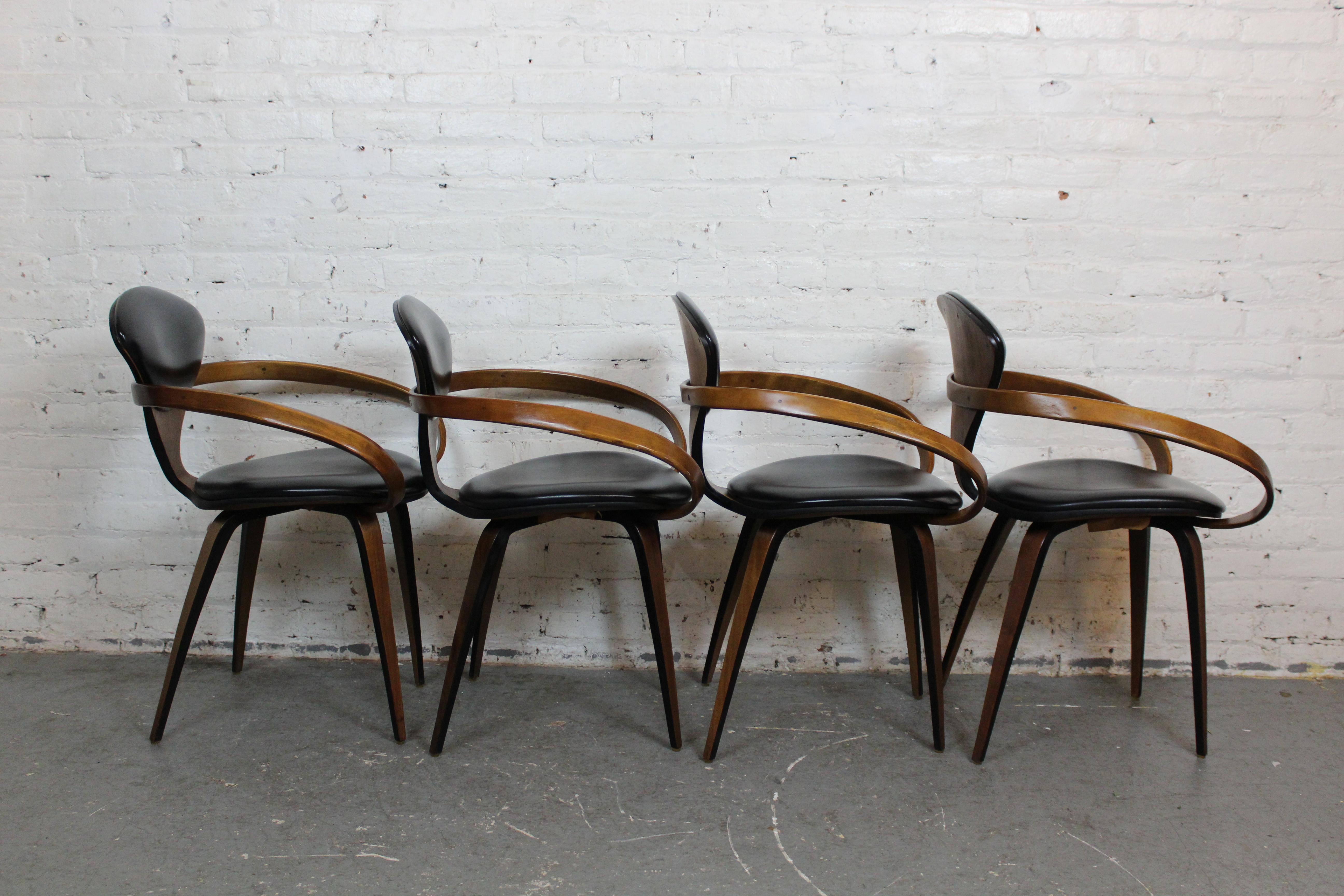 American Mid-Century Vintage Pretzel Chairs by Norman Cherner for Plycraft