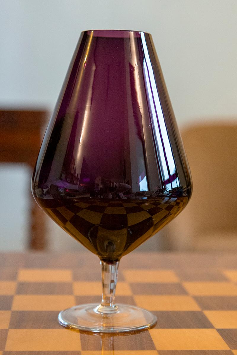 Polonais Vase violet vintage du milieu du siècle dernier, Europe, années 1960 en vente