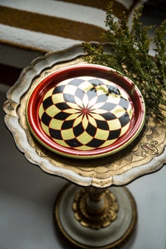 Placa decorativa de metal rojo, negro y dorado de mediados de siglo, Polonia, años 60