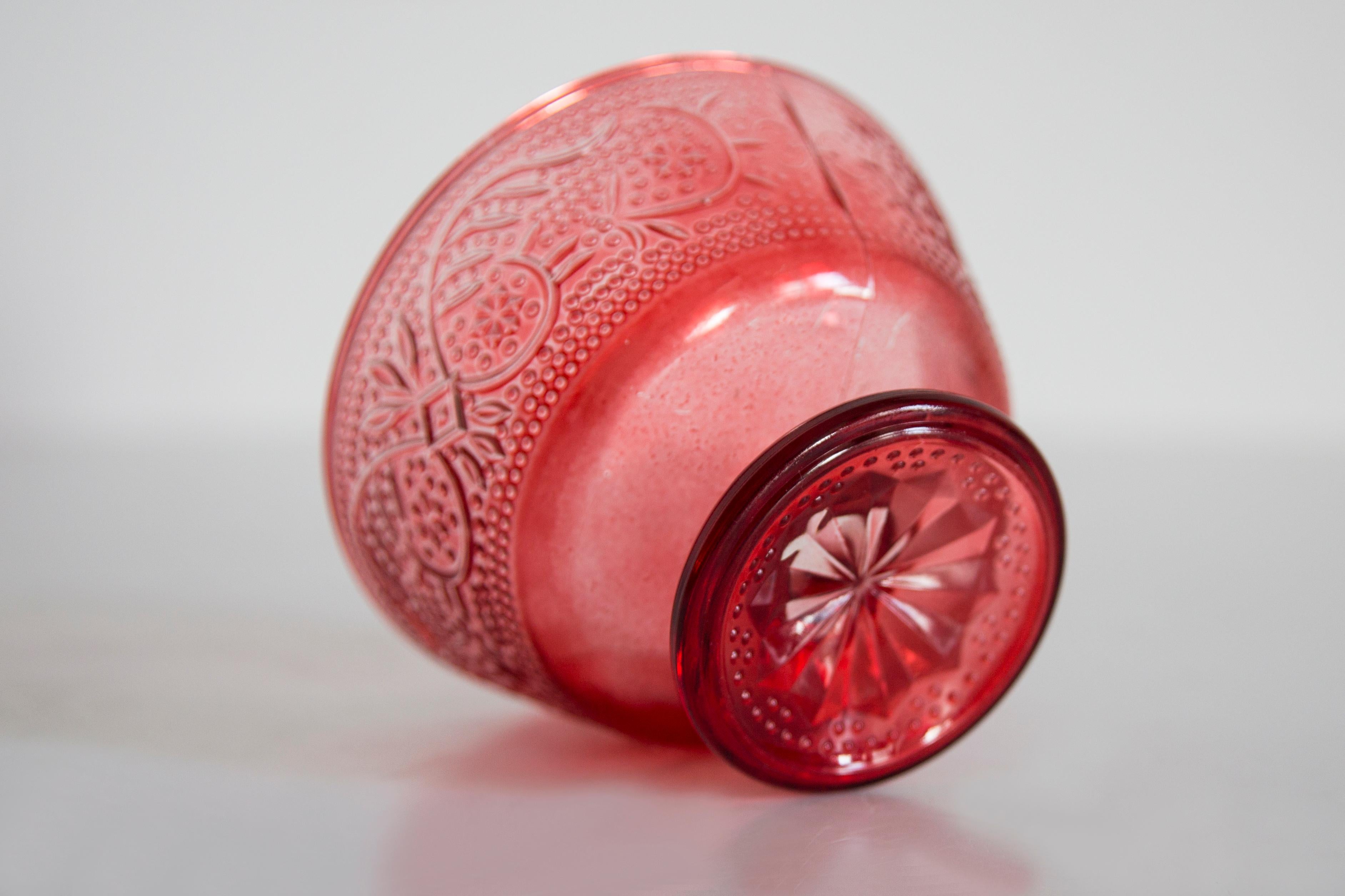 Mid Century Vintage Red Glass Sugar Bowl, Italy, 1960s In Good Condition For Sale In 05-080 Hornowek, PL