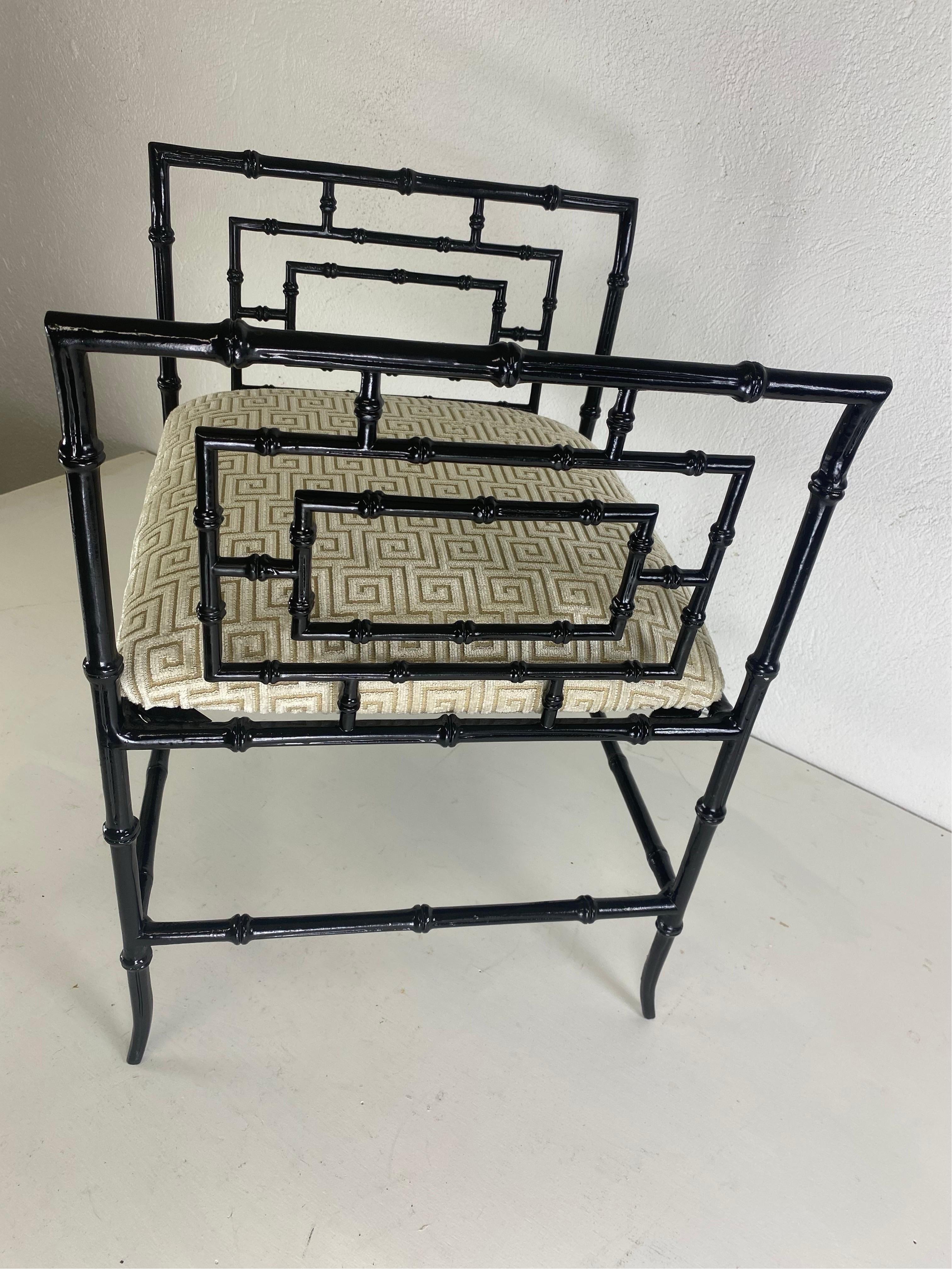 Fait main Banc en faux bambou d'inspiration régence du milieu du siècle dernier en vente