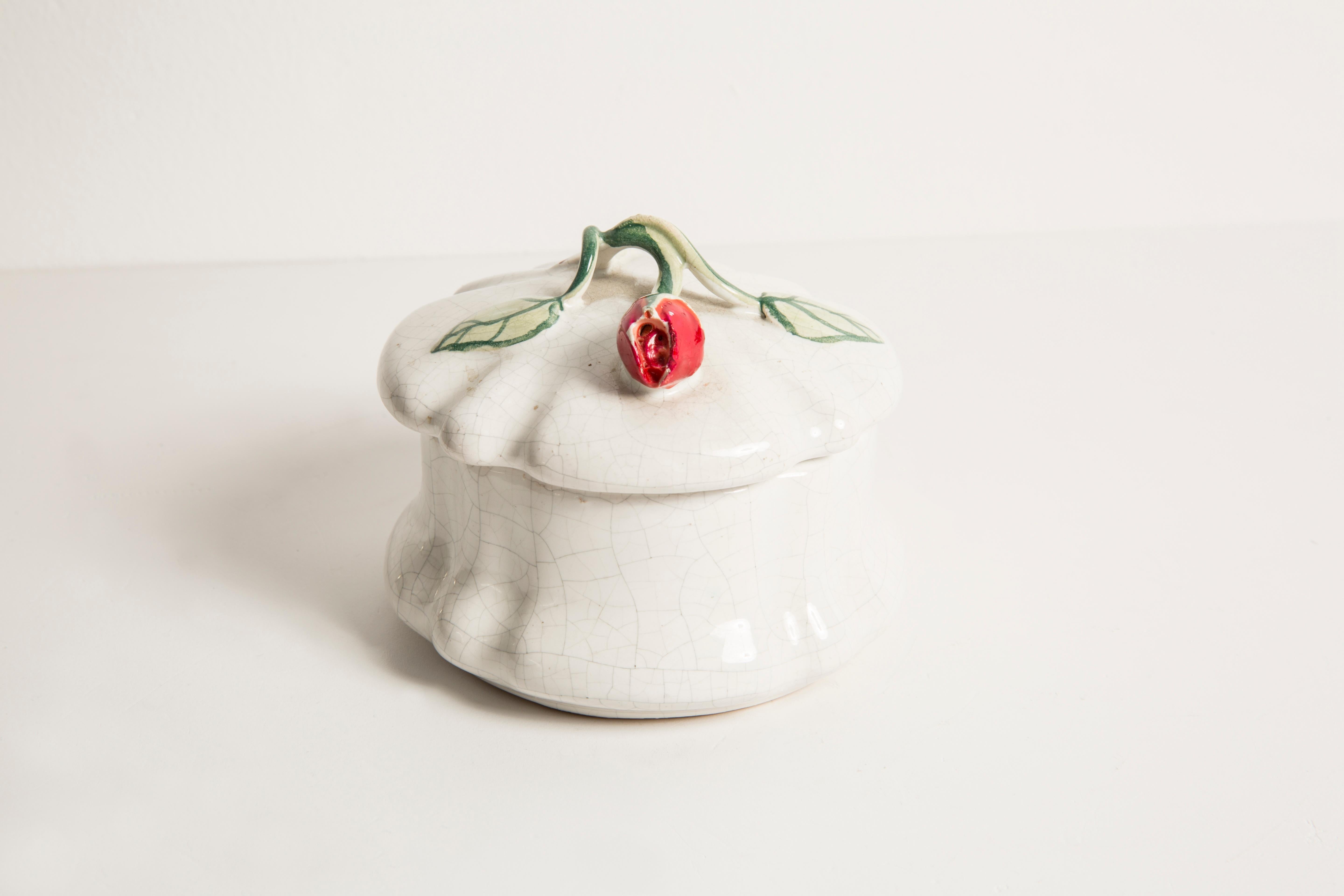 Mid Century Vintage Rose Small Porcelain Ceramic Vase, Italy, 1960s For Sale 1