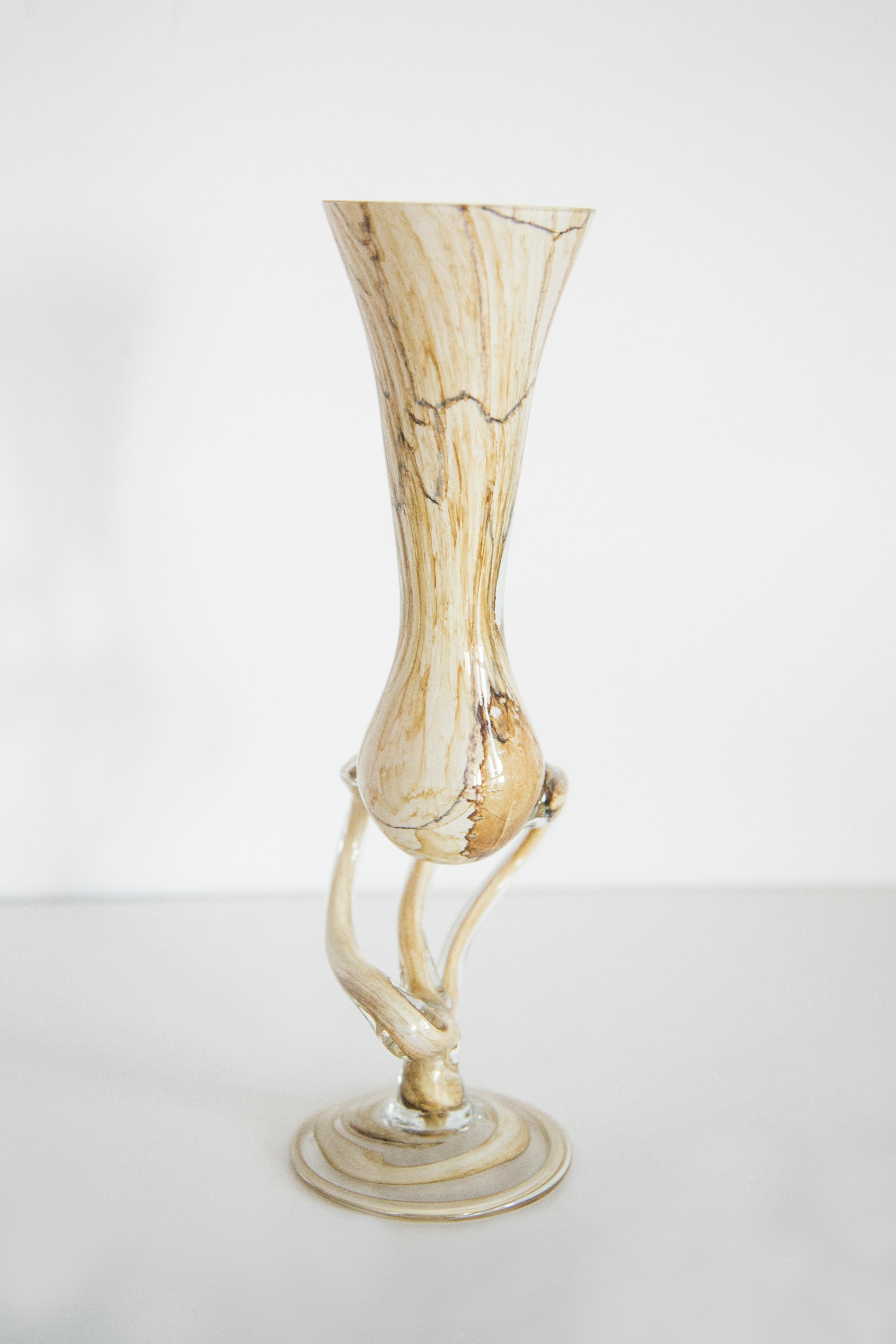 Vetro Vaso di vetro Artistics beige sabbia, candeliere, Europa, anni '70 in vendita