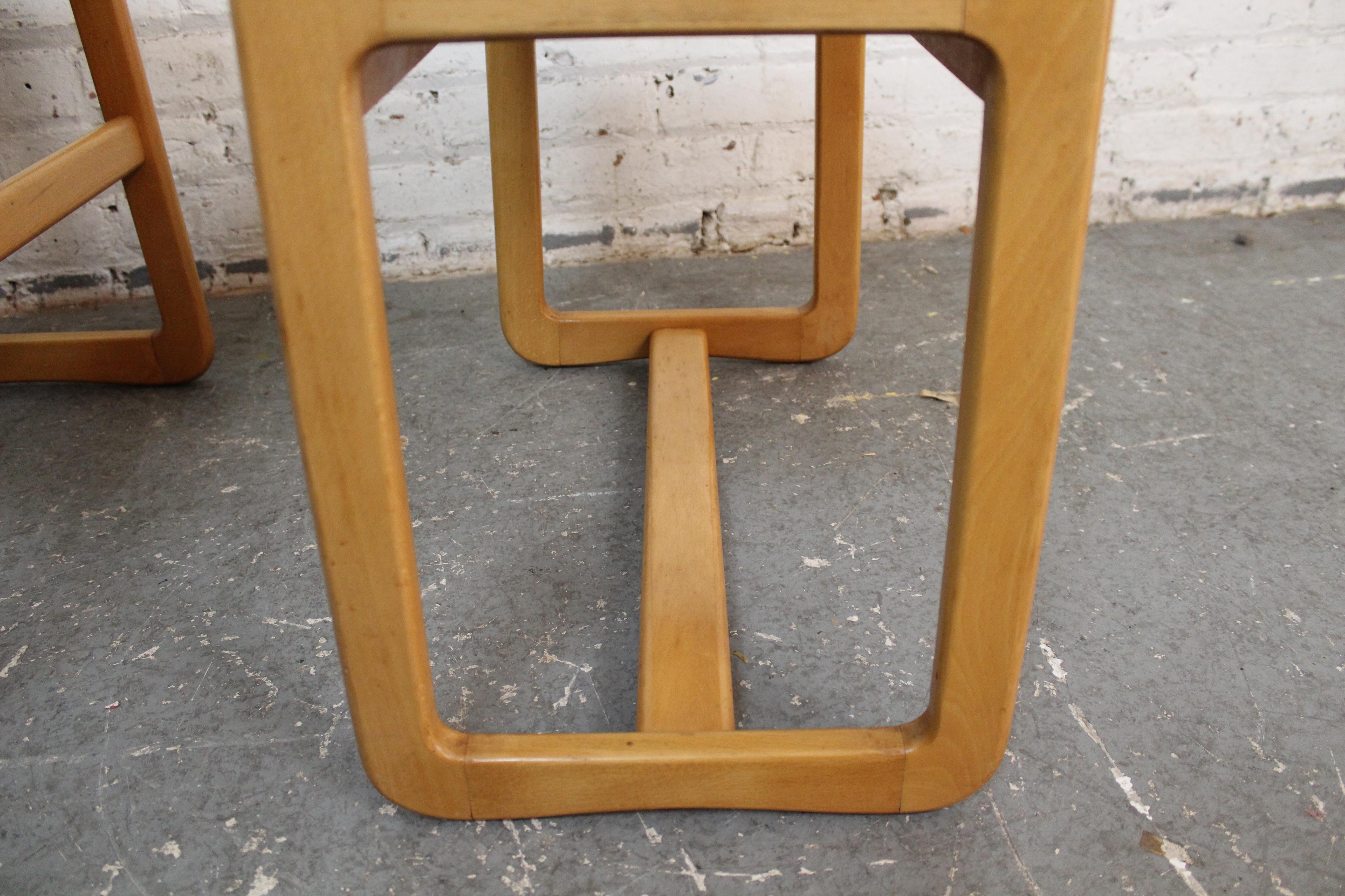 Mid-Century Vintage Skandinavisch-Modern-Stapeltische 2