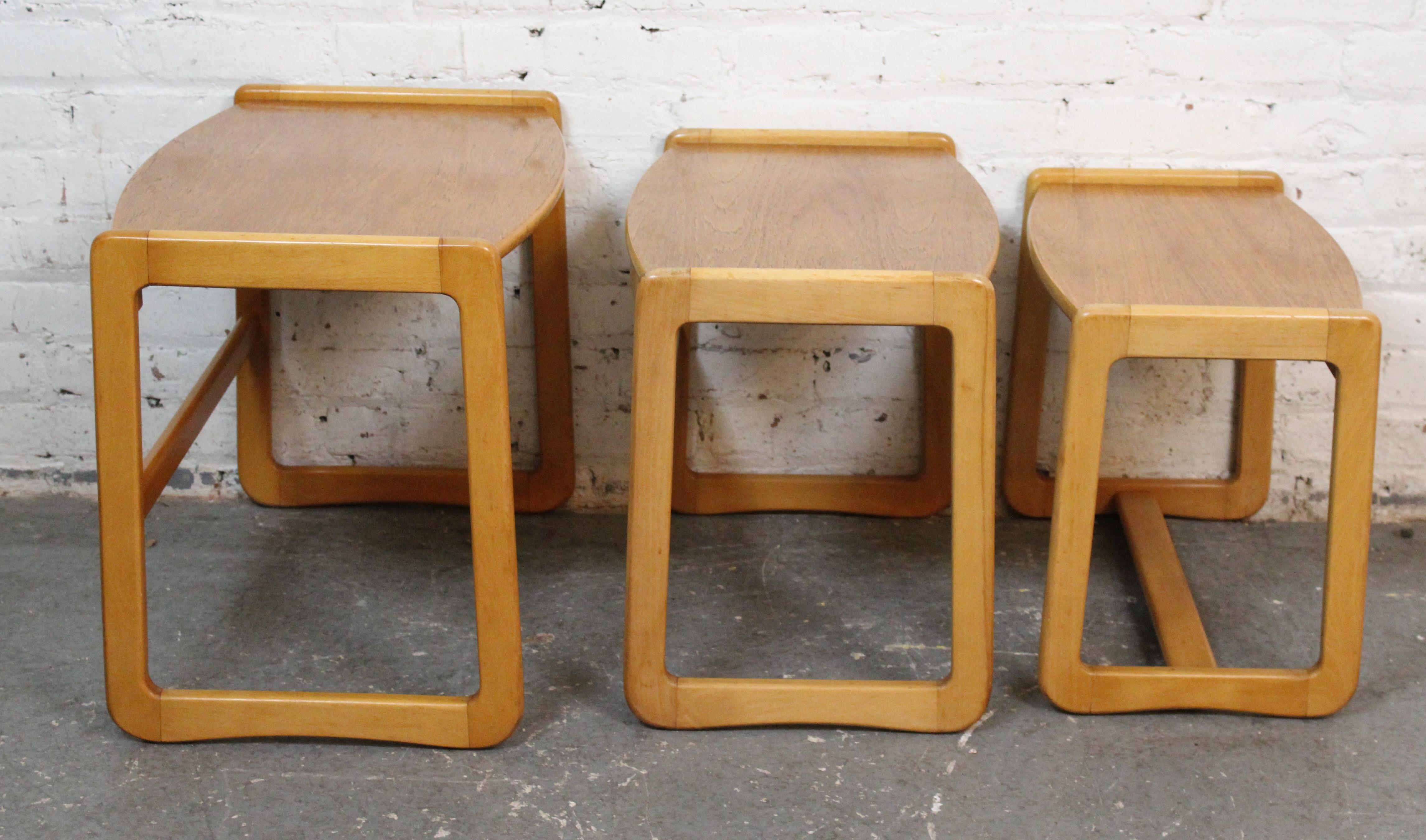 Mid-Century Vintage Skandinavisch-Modern-Stapeltische (Schwedisch)