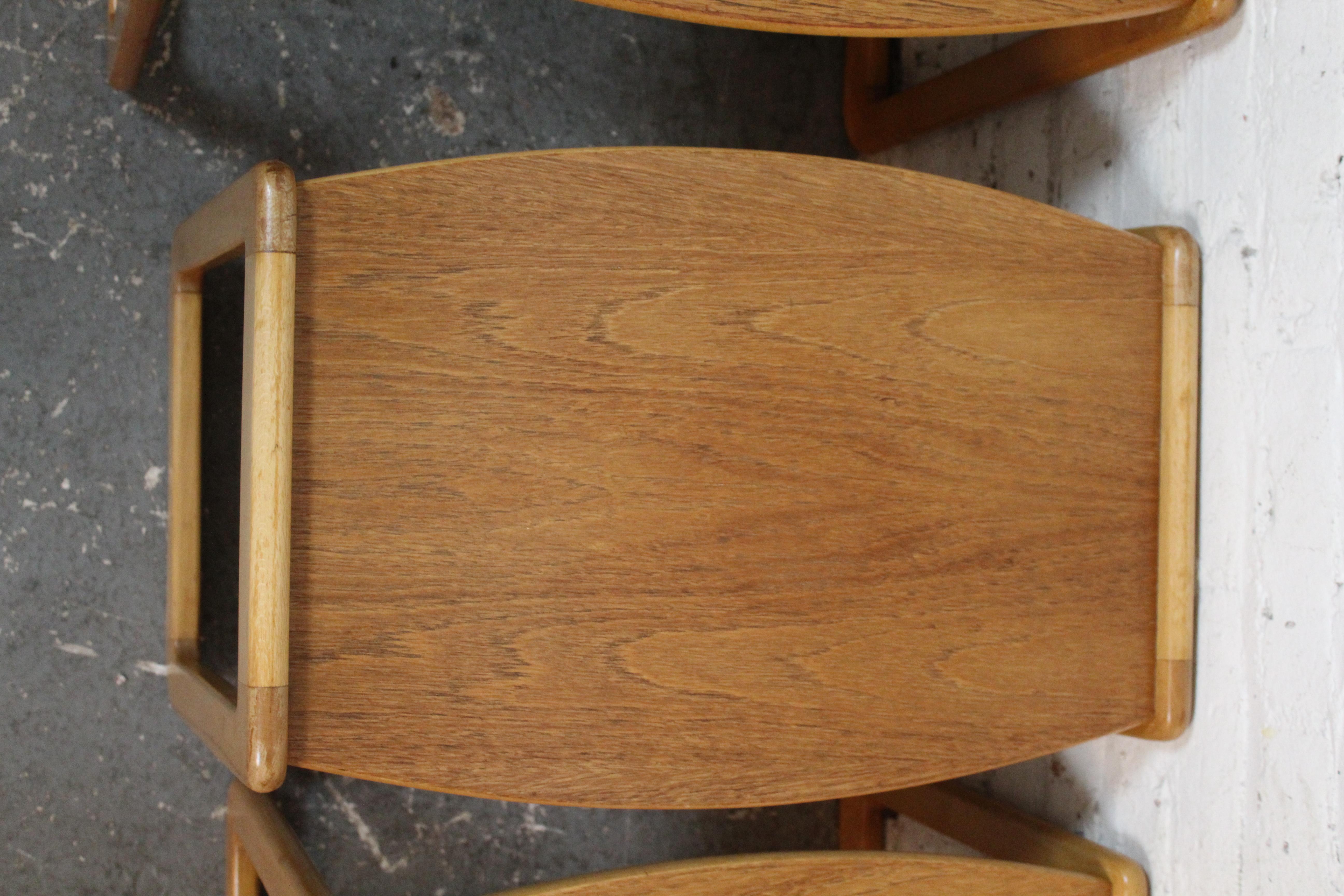 Mid-Century Vintage Skandinavisch-Modern-Stapeltische im Zustand „Gut“ in Brooklyn, NY