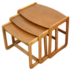 Mid-Century Vintage Skandinavisch-Modern-Stapeltische