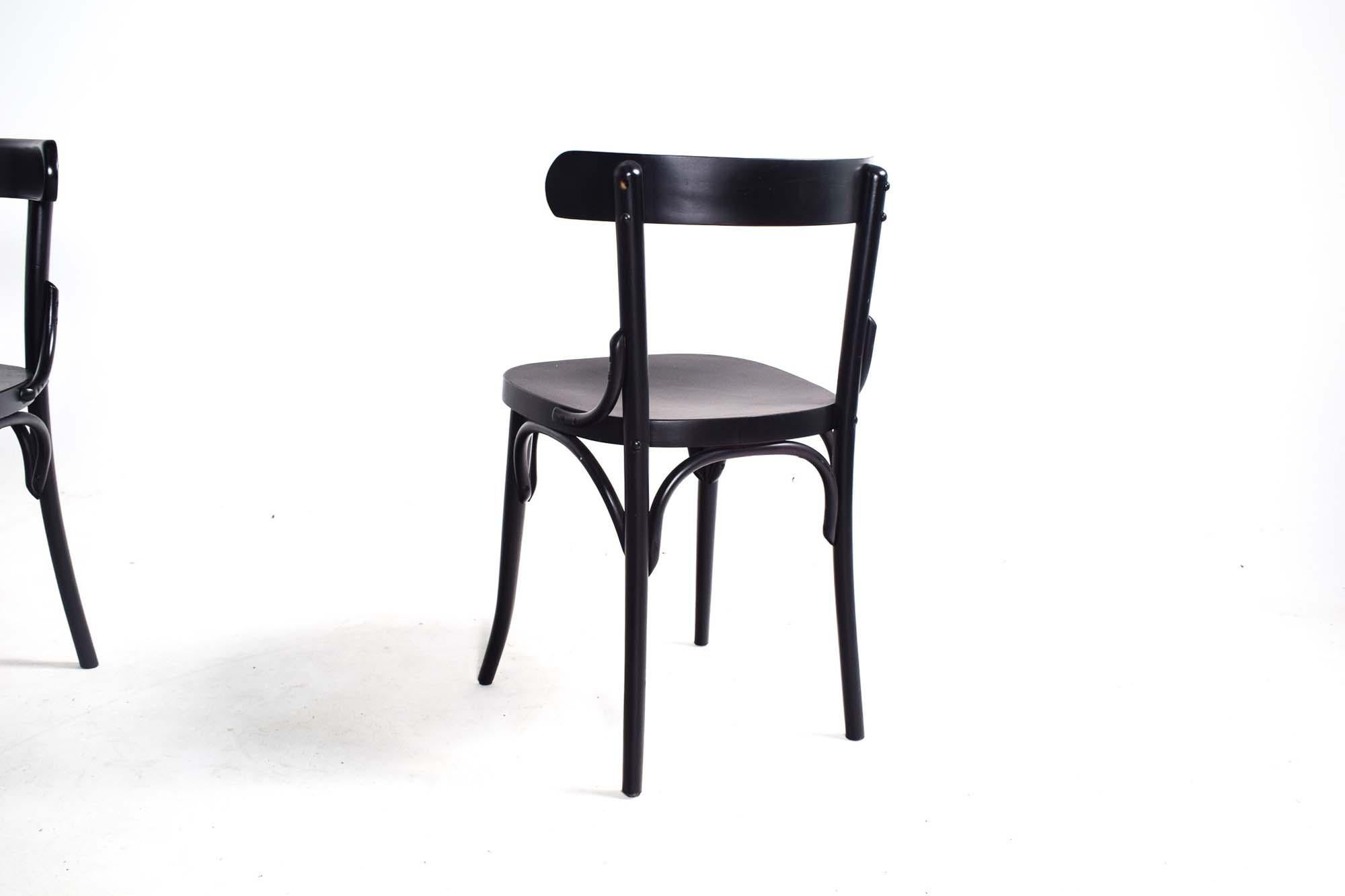 Mid-20th Century Mid Century Vintage Set of Eight Thonet Style Chairs