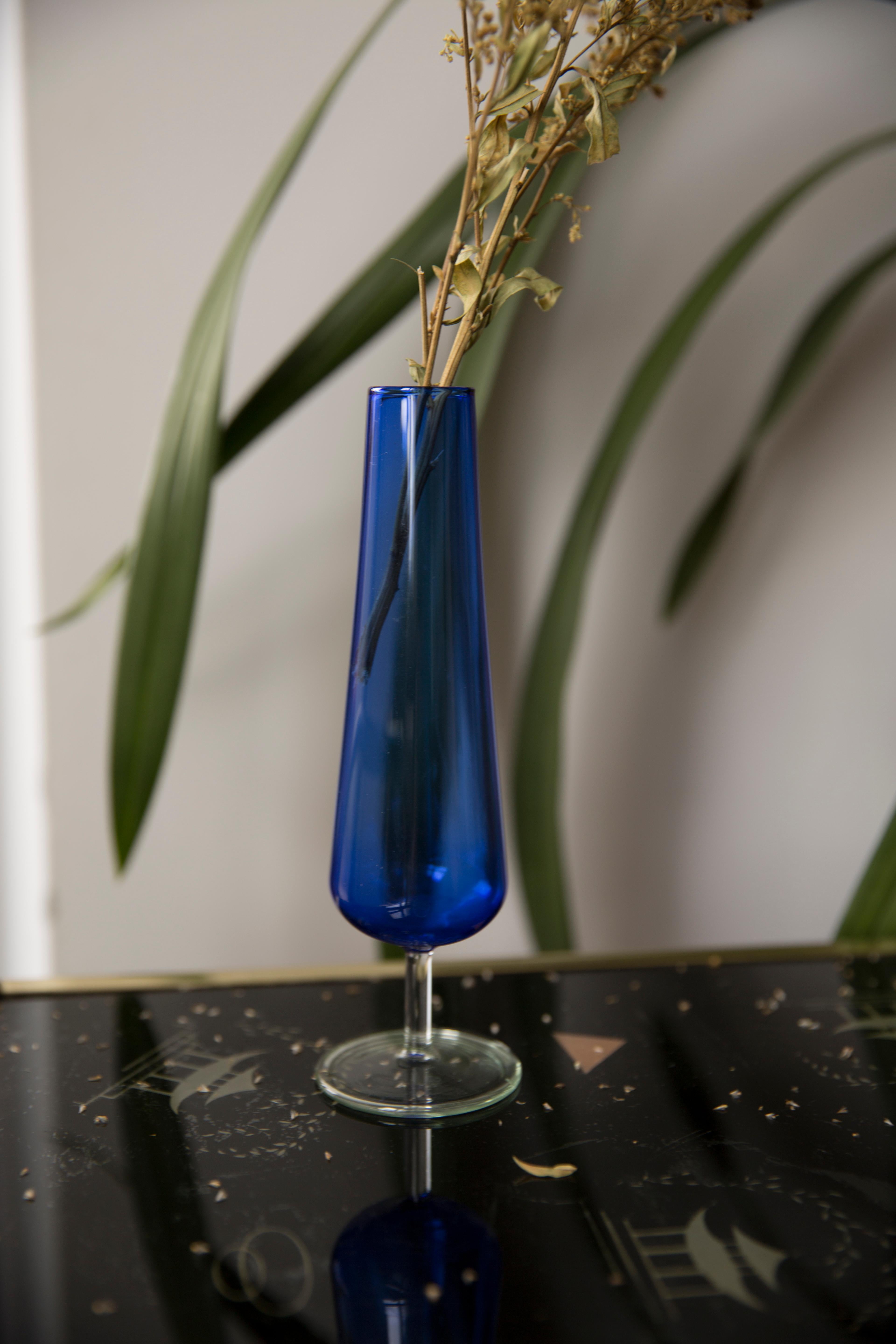 Mid Century Vintage Slim Blue Decorative Glass Vase, Europe, 1960s In Excellent Condition For Sale In 05-080 Hornowek, PL