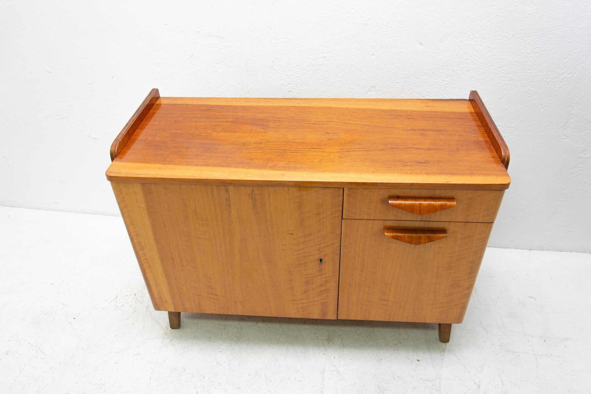 Midcentury Vintage Small Cabinet by František Jirák, 1960s, Czechoslovakia For Sale 1