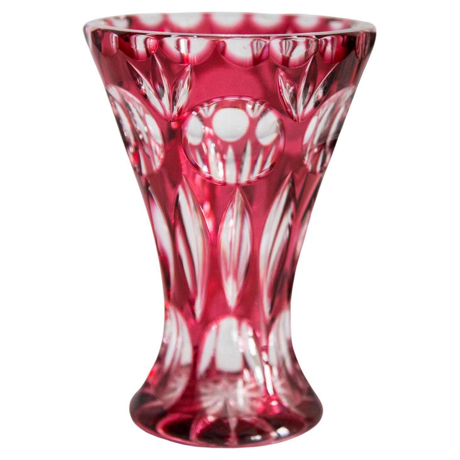Mid Century Vintage Small Pink Red Crystal Vase, 20th Century, Europe, 1960s For Sale
