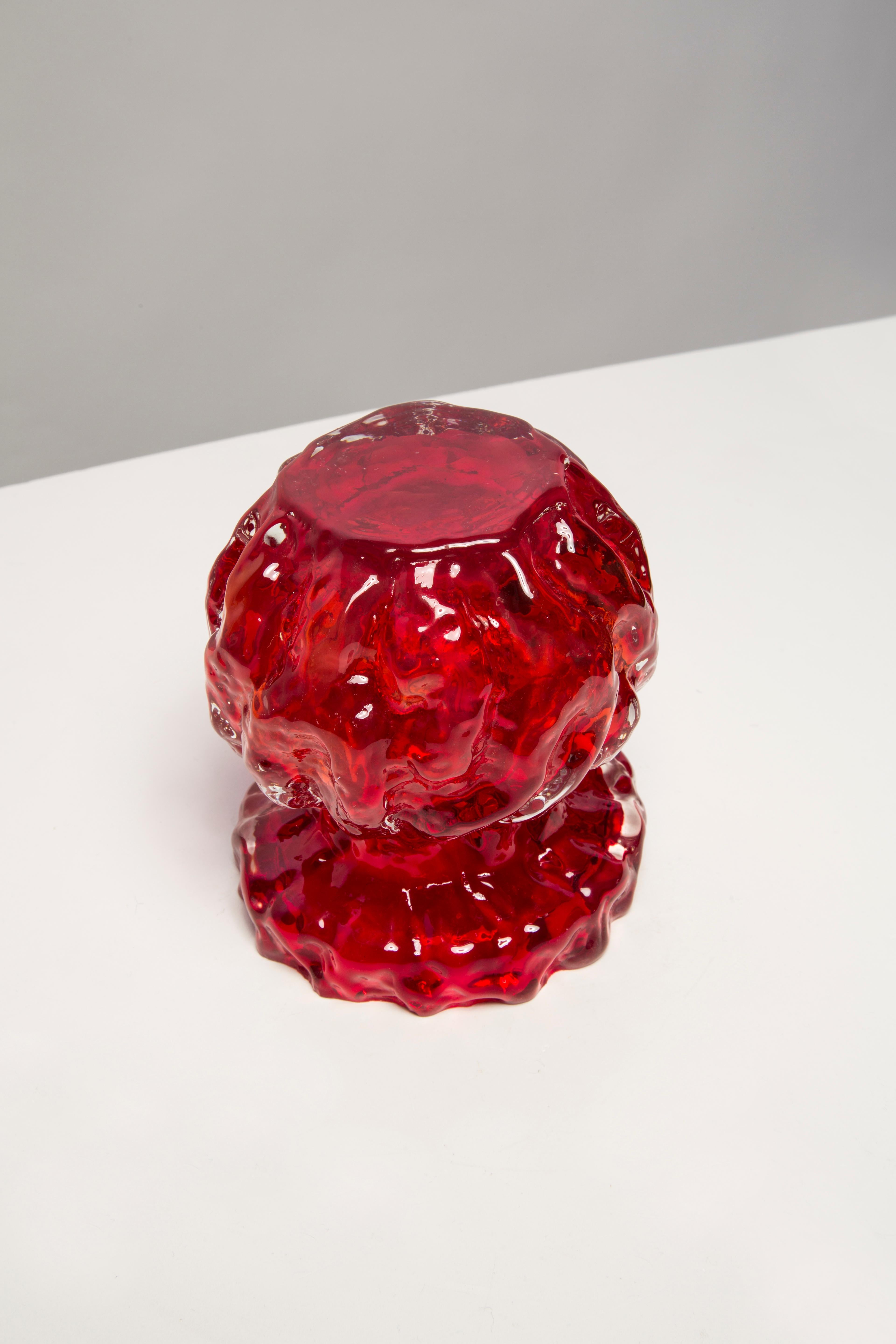 Vase en verre Ingrid rouge, cristal de roche, Allemagne, 1970 en vente 2