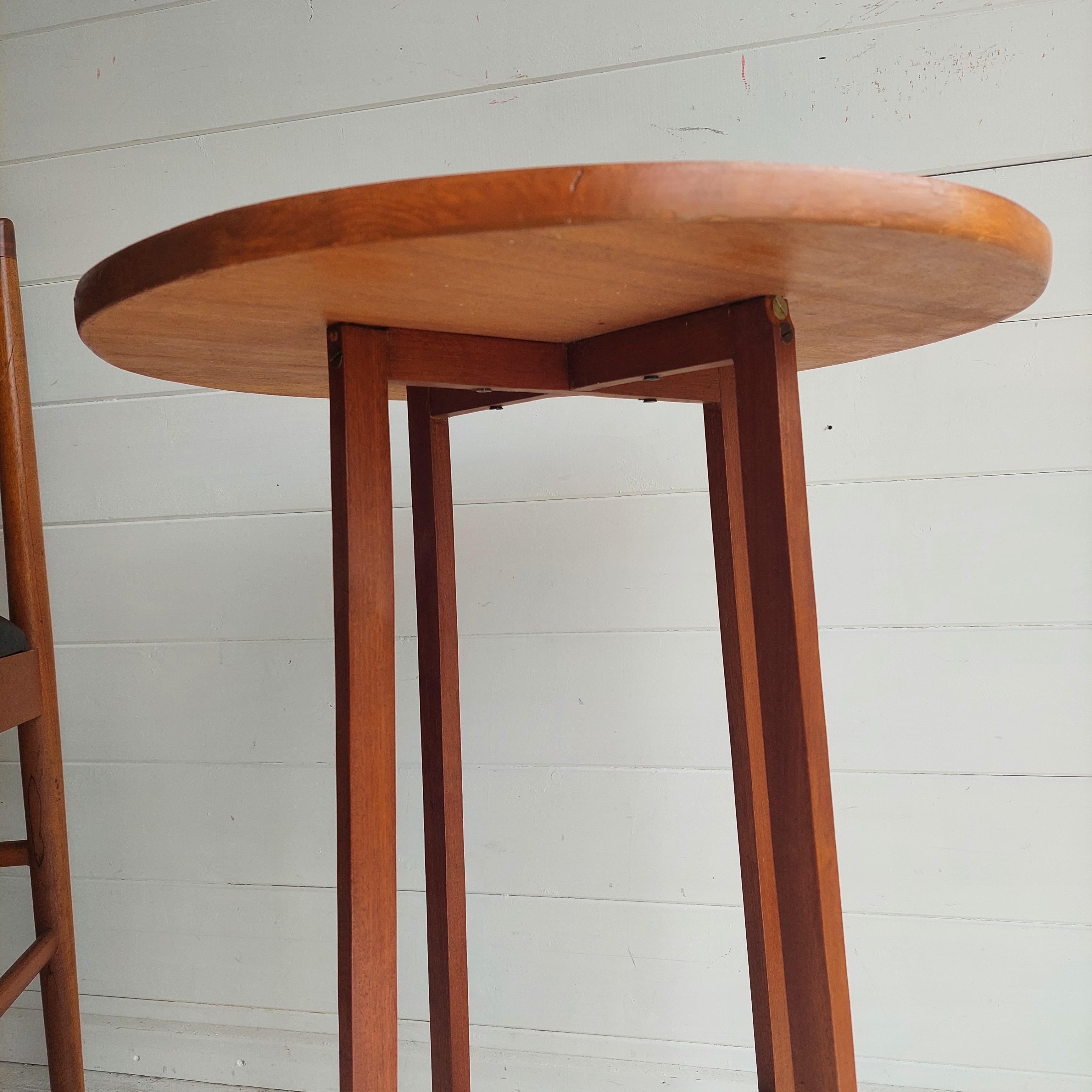 Mid century Vintage teak tall side table Poul Hundevand style, 1960s 4