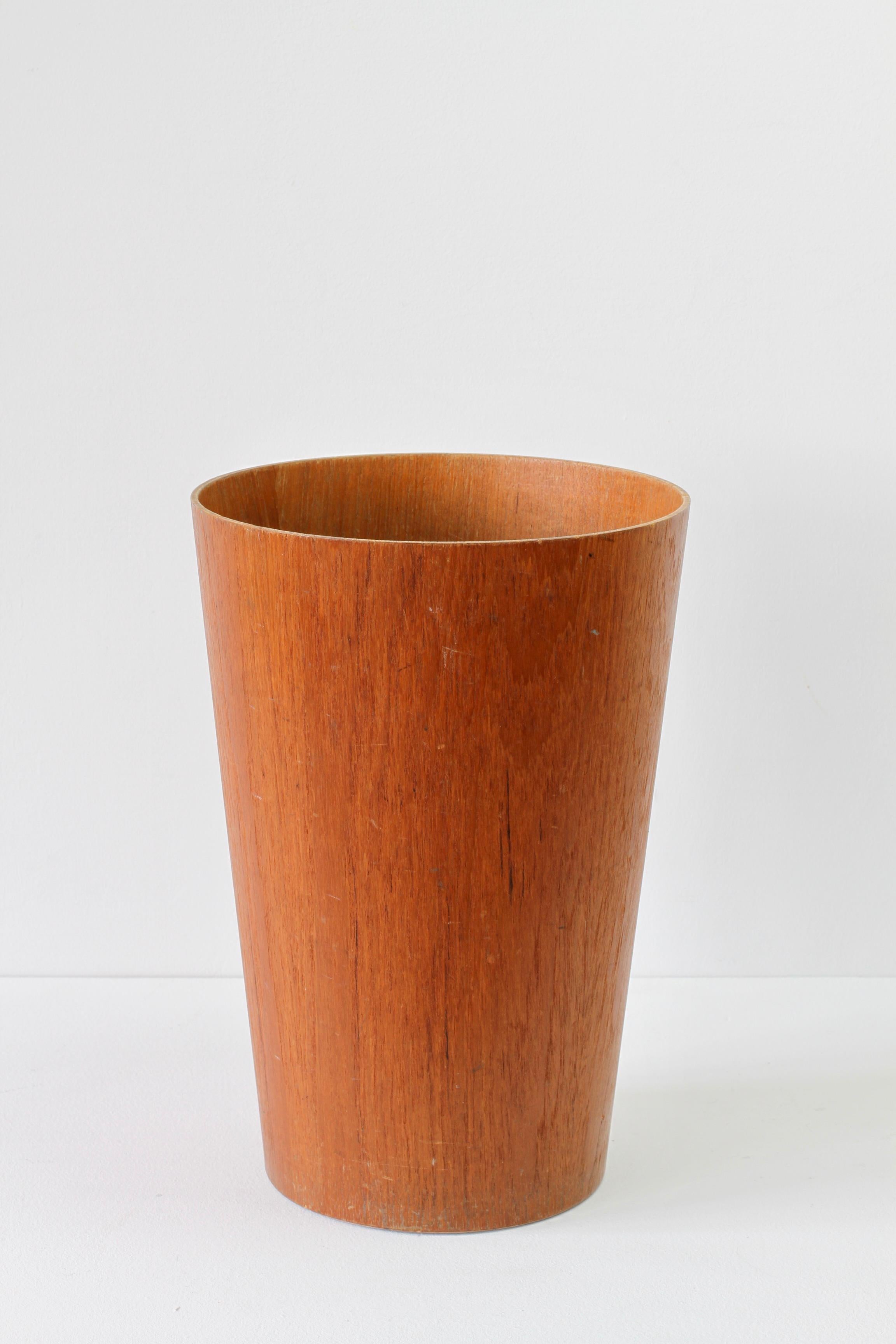 Midcentury Vintage Teak Waste Paper Basket by Martin Åberg for Servex circa 1960 1