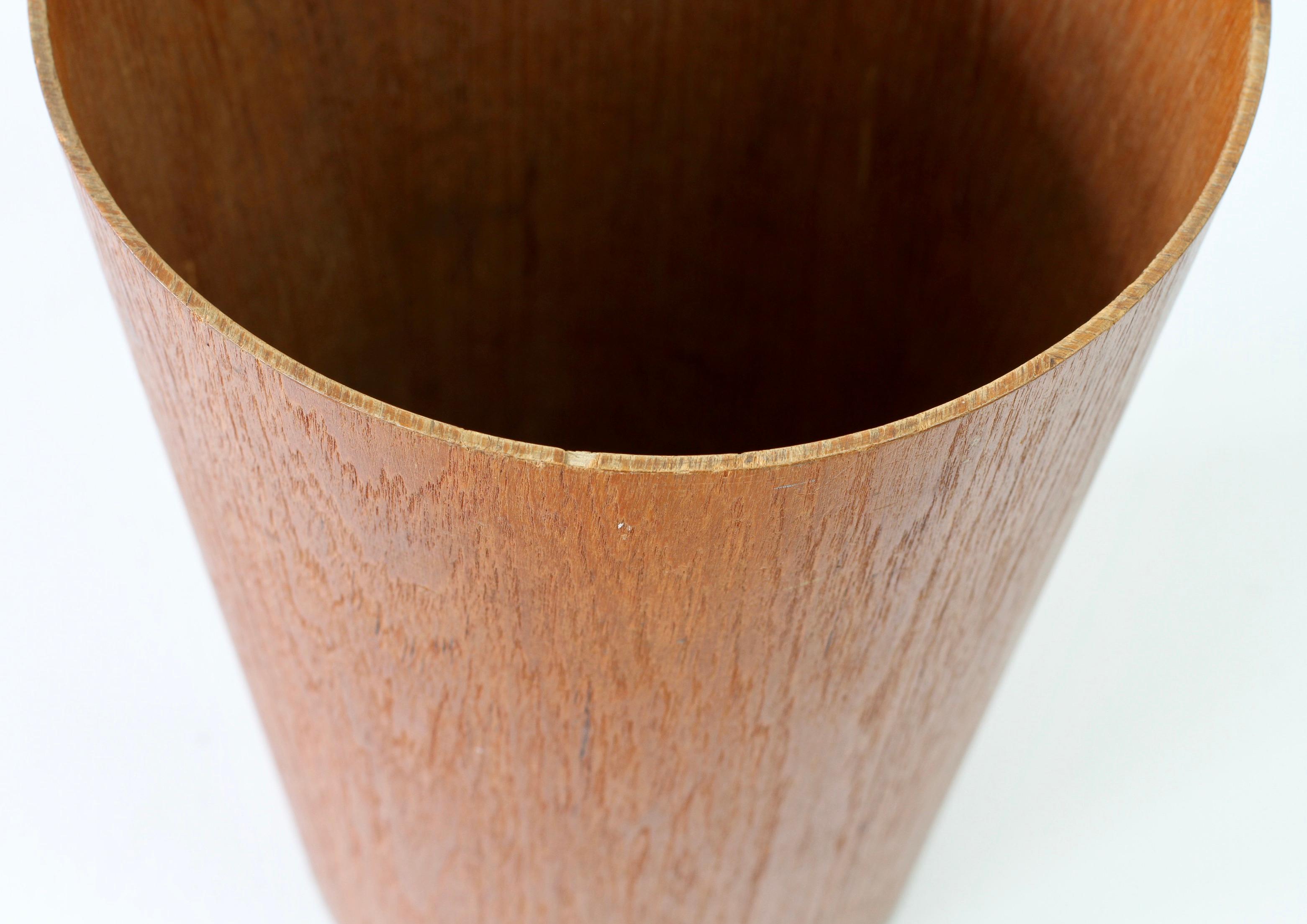 Midcentury Vintage Teak Waste Paper Basket by Martin Åberg for Servex circa 1960 8