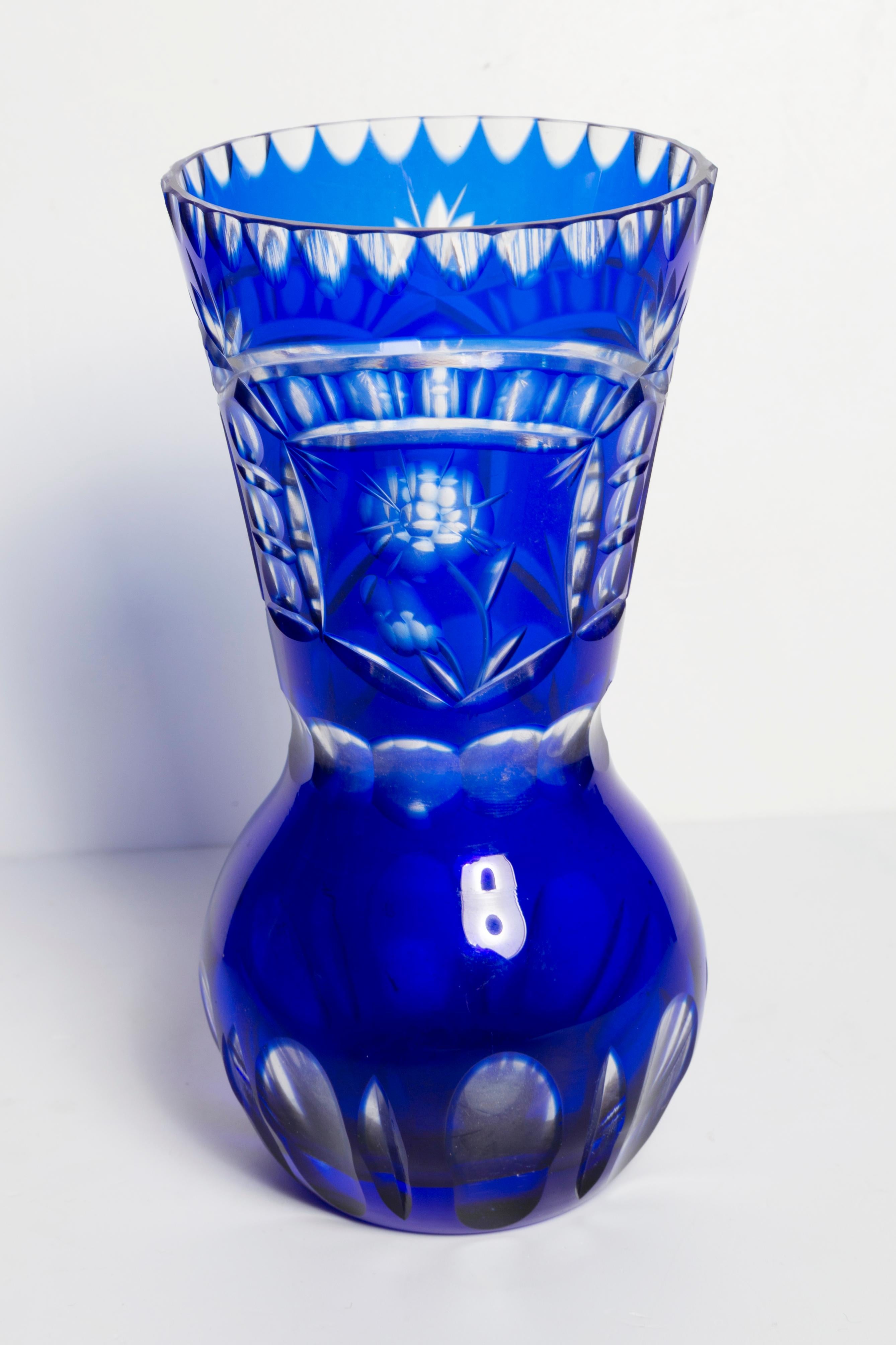 Transparente und blaue Kristallvase aus der Mitte des Jahrhunderts, Italien, 1960er Jahre (Moderne der Mitte des Jahrhunderts) im Angebot