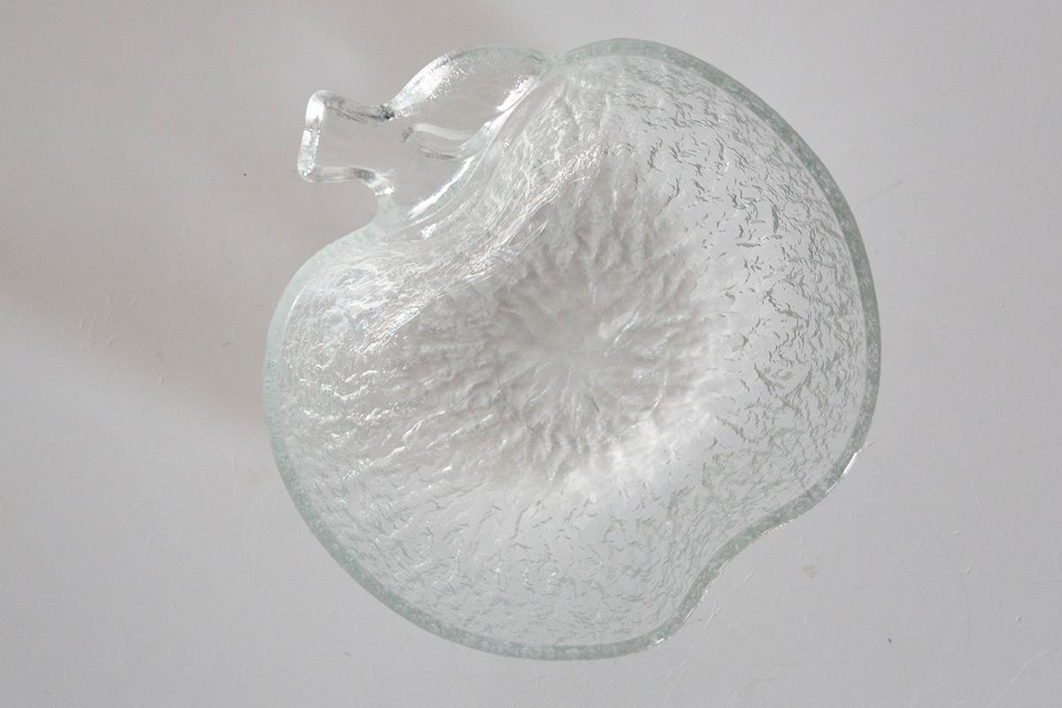 Mid Century Vintage Transparent Apple Decorative Glass Plate, Italy, 1960s For Sale 3