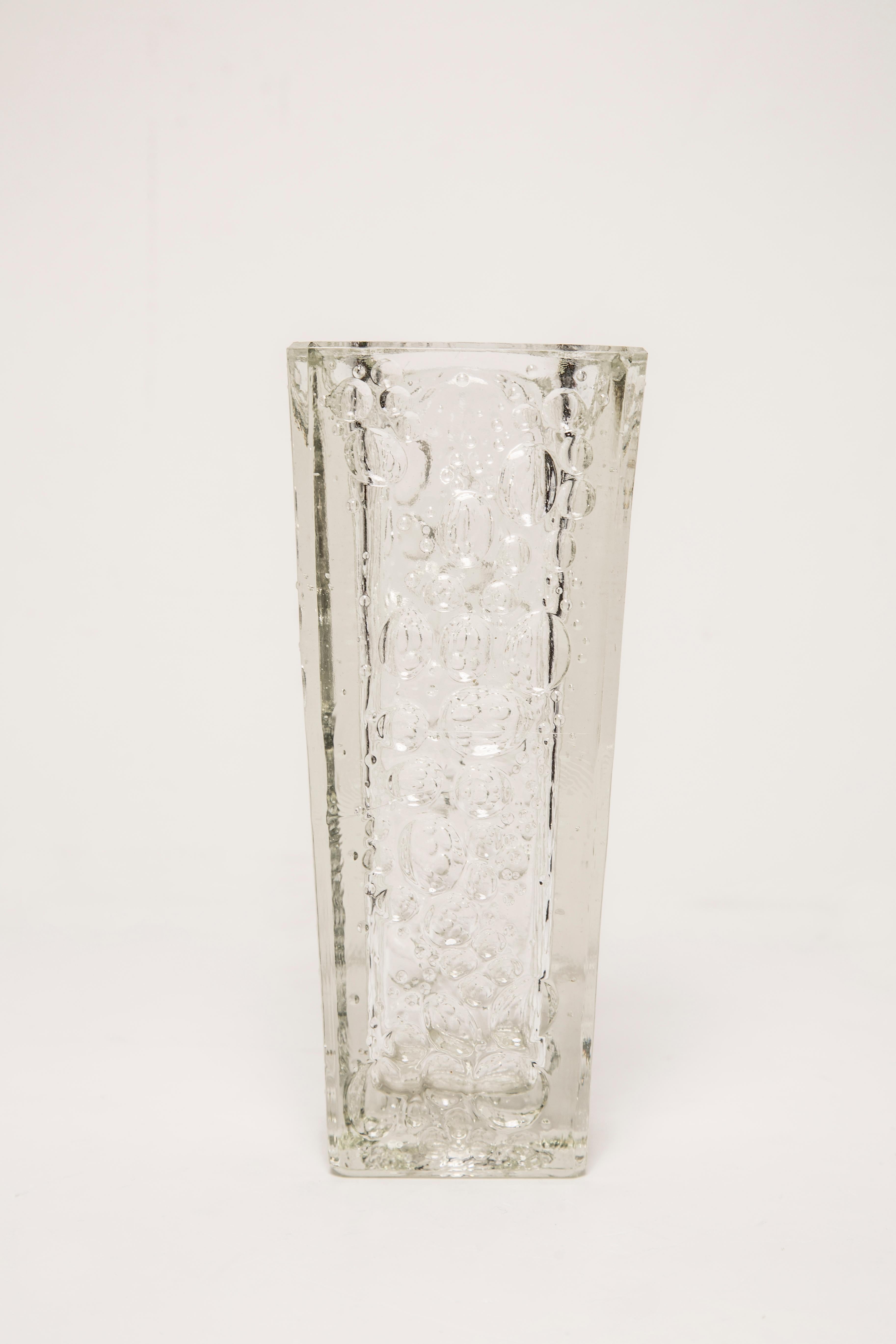 Midcentury Vintage Transparent Crystal Vase, Italy, 1960s In Good Condition For Sale In 05-080 Hornowek, PL