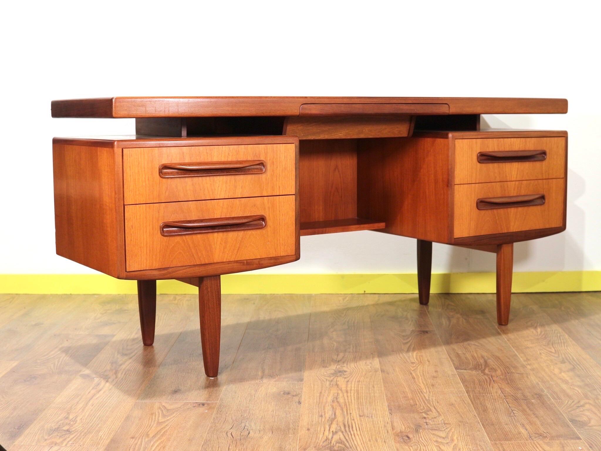 20th Century Mid Century Vintage Vanity Table Desk by VB Wilkins for G Plan