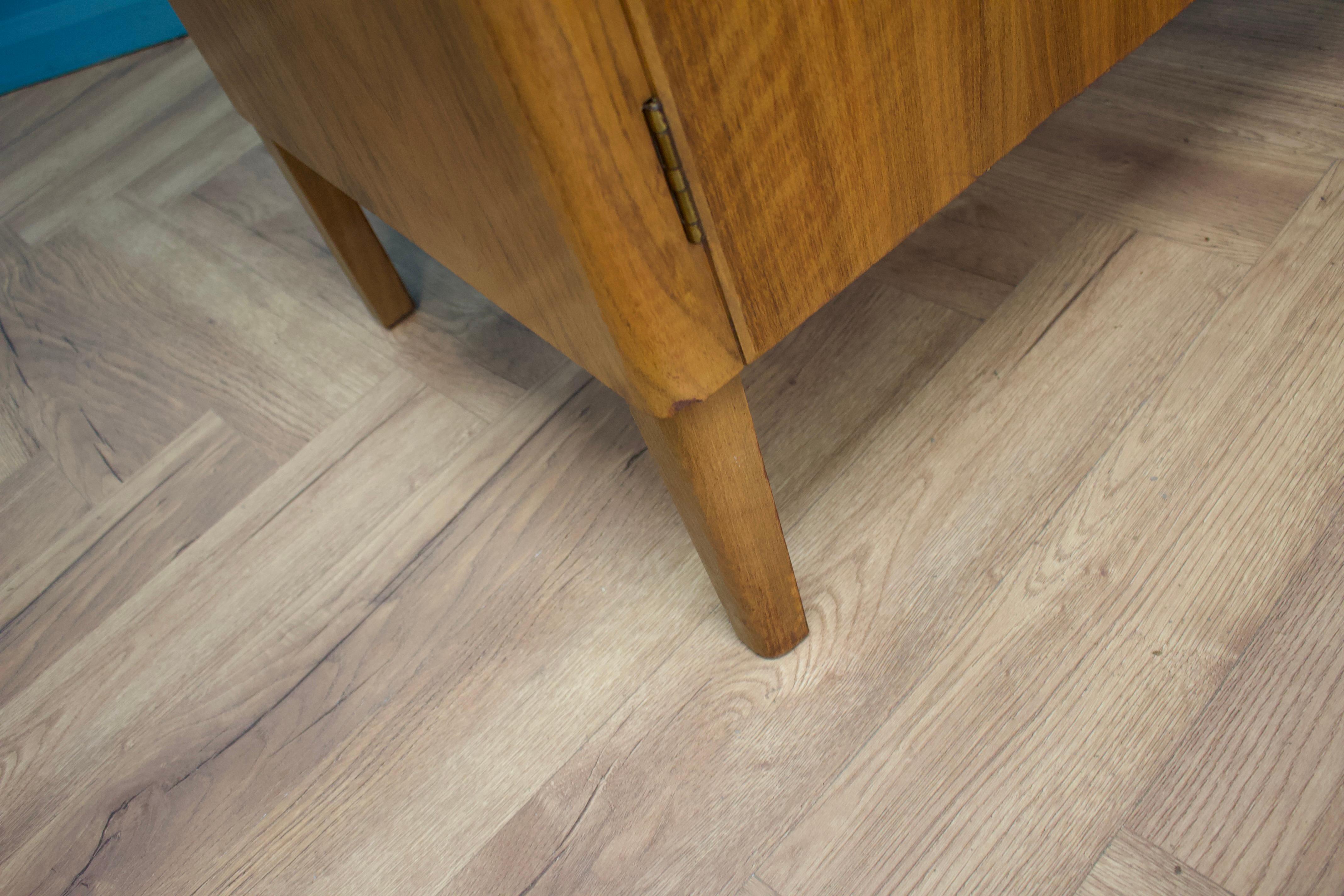 Mid Century Vintage Nussbaum Kompaktschrank von Gordon Russell, 1960er Jahre (Britisch) im Angebot